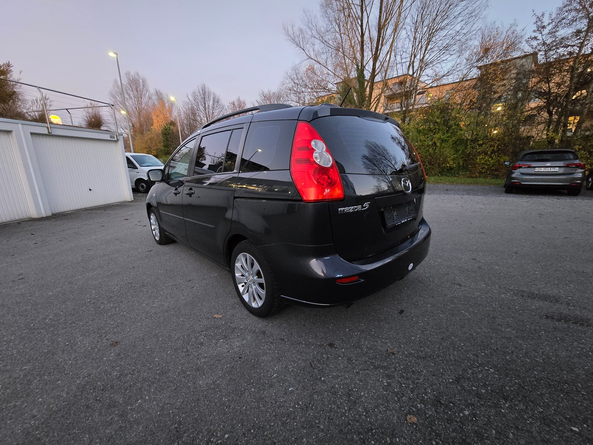 MAZDA 5 2.0d 16V Exclusive-image-6