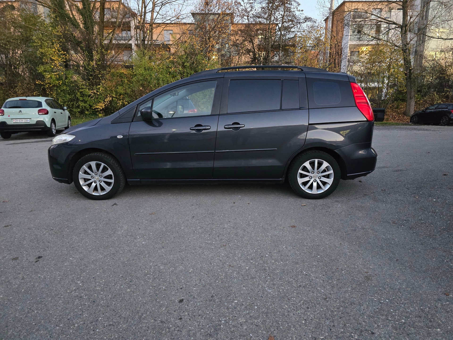 MAZDA 5 2.0d 16V Exclusive-image-7