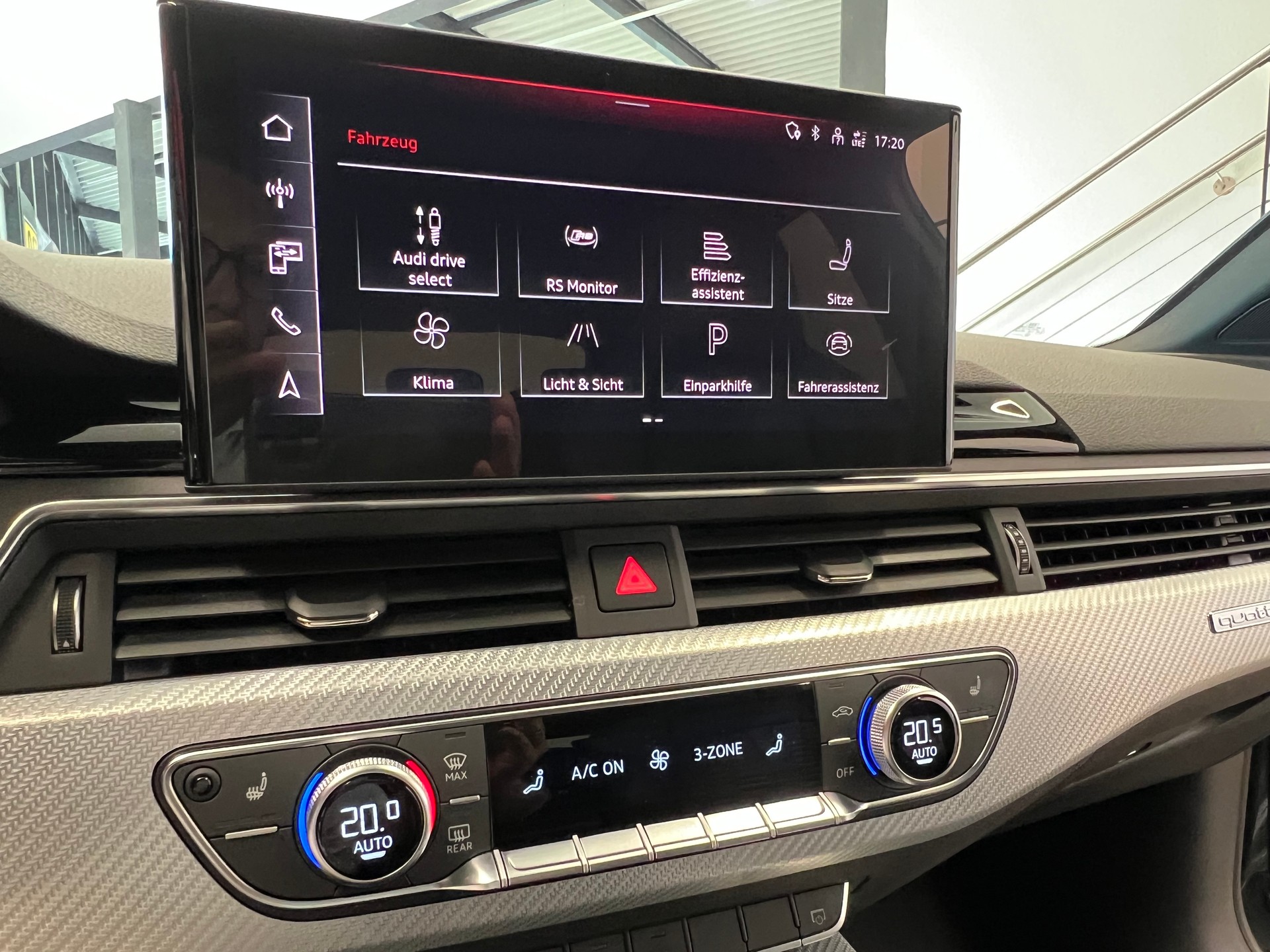 AUDI RS4 Avant quattro tiptronic-image-28