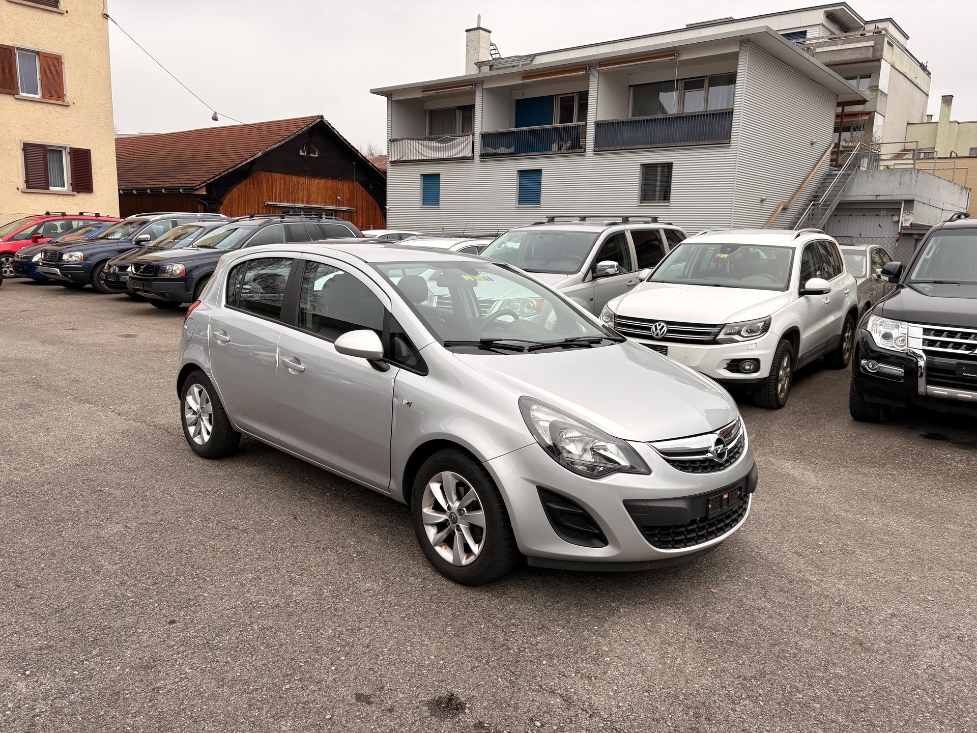 OPEL Corsa 1.2 TP Color Edition-image-1