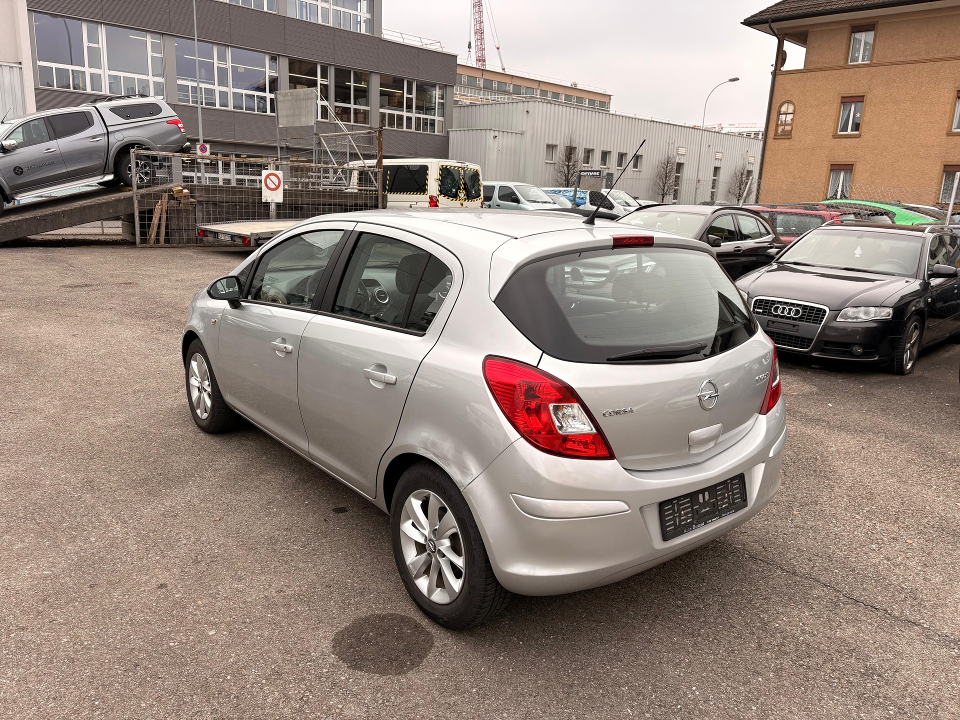 OPEL Corsa 1.2 TP Color Edition-image-2