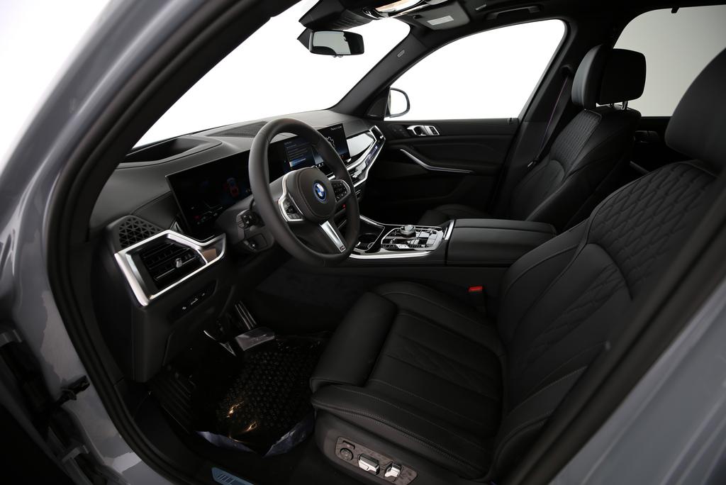 BMW X5 50e xDrive SAG-image-3
