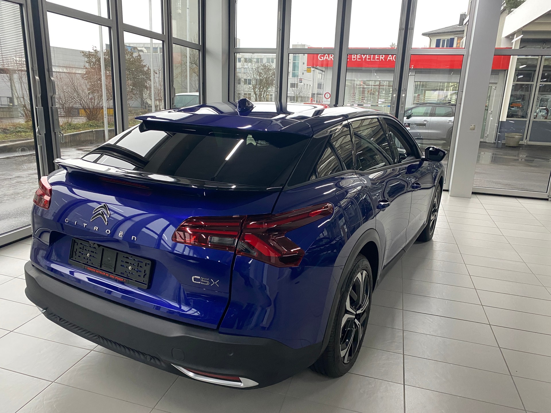 CITROEN C5 X 1.6i PureTech Shine EAT8-image-3