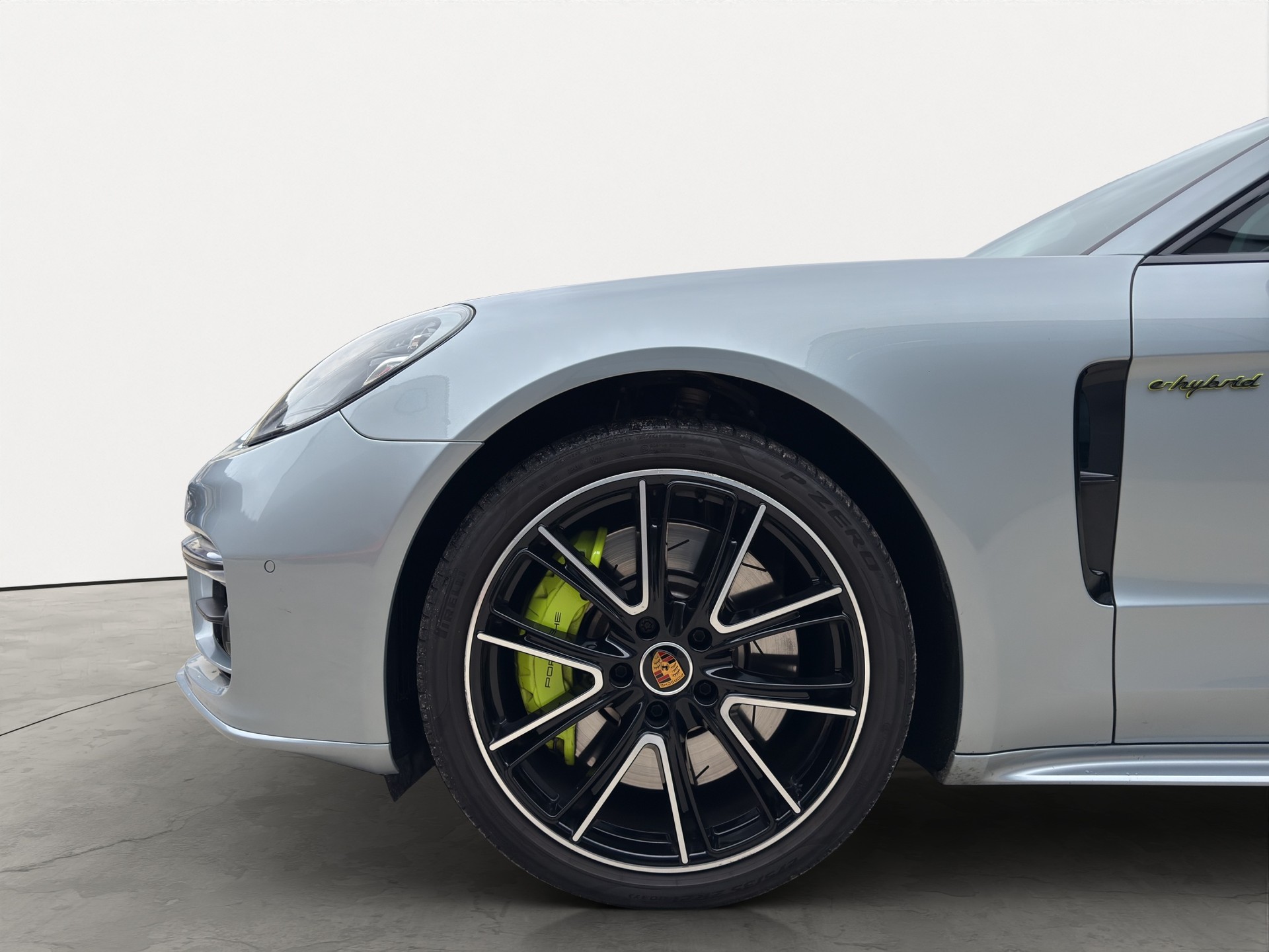 PORSCHE Panamera 4S E-Hybrid Sport Turismo PDK-image-15