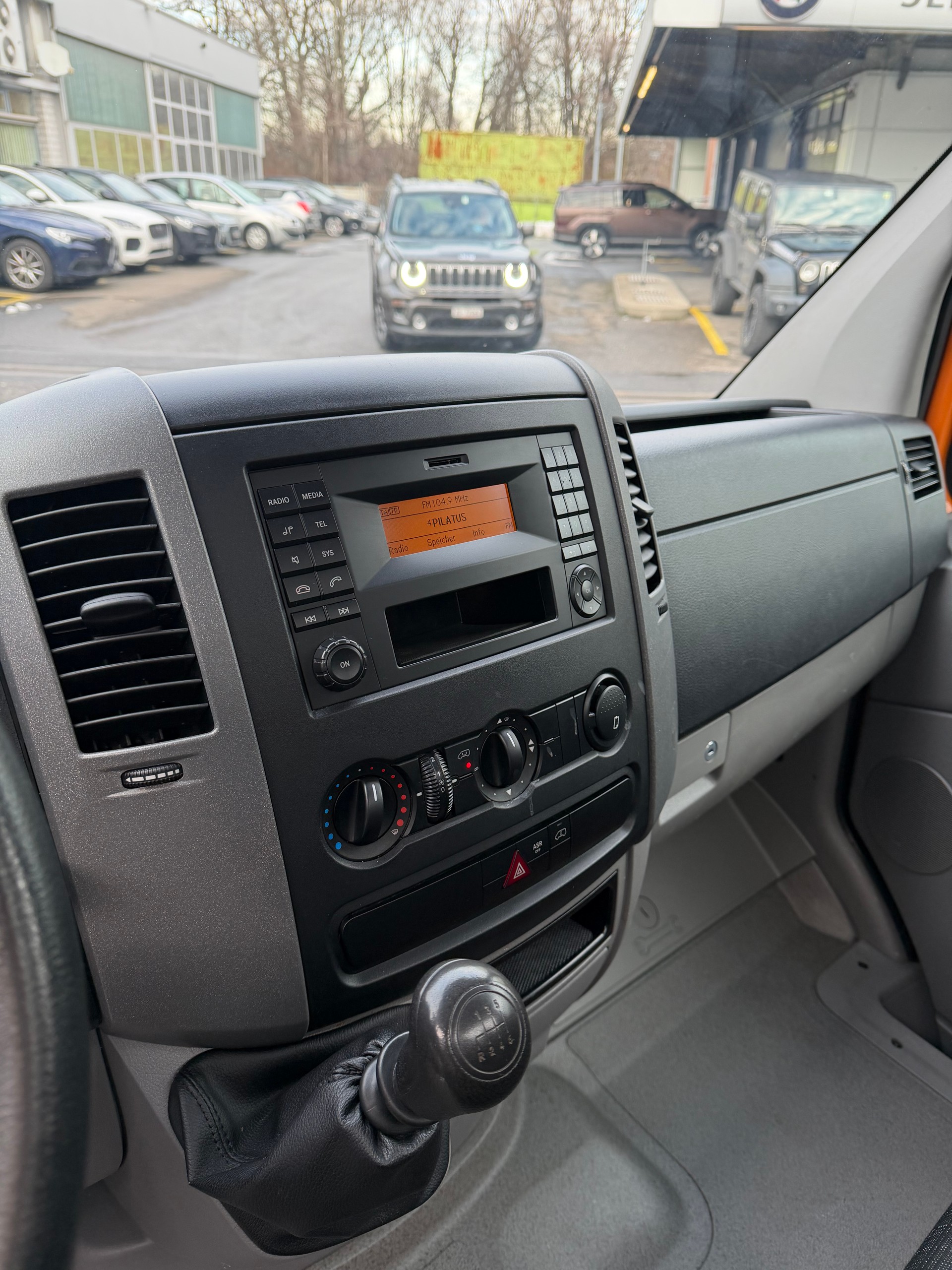 MERCEDES-BENZ Sprinter 313 CDI Standard-image-7