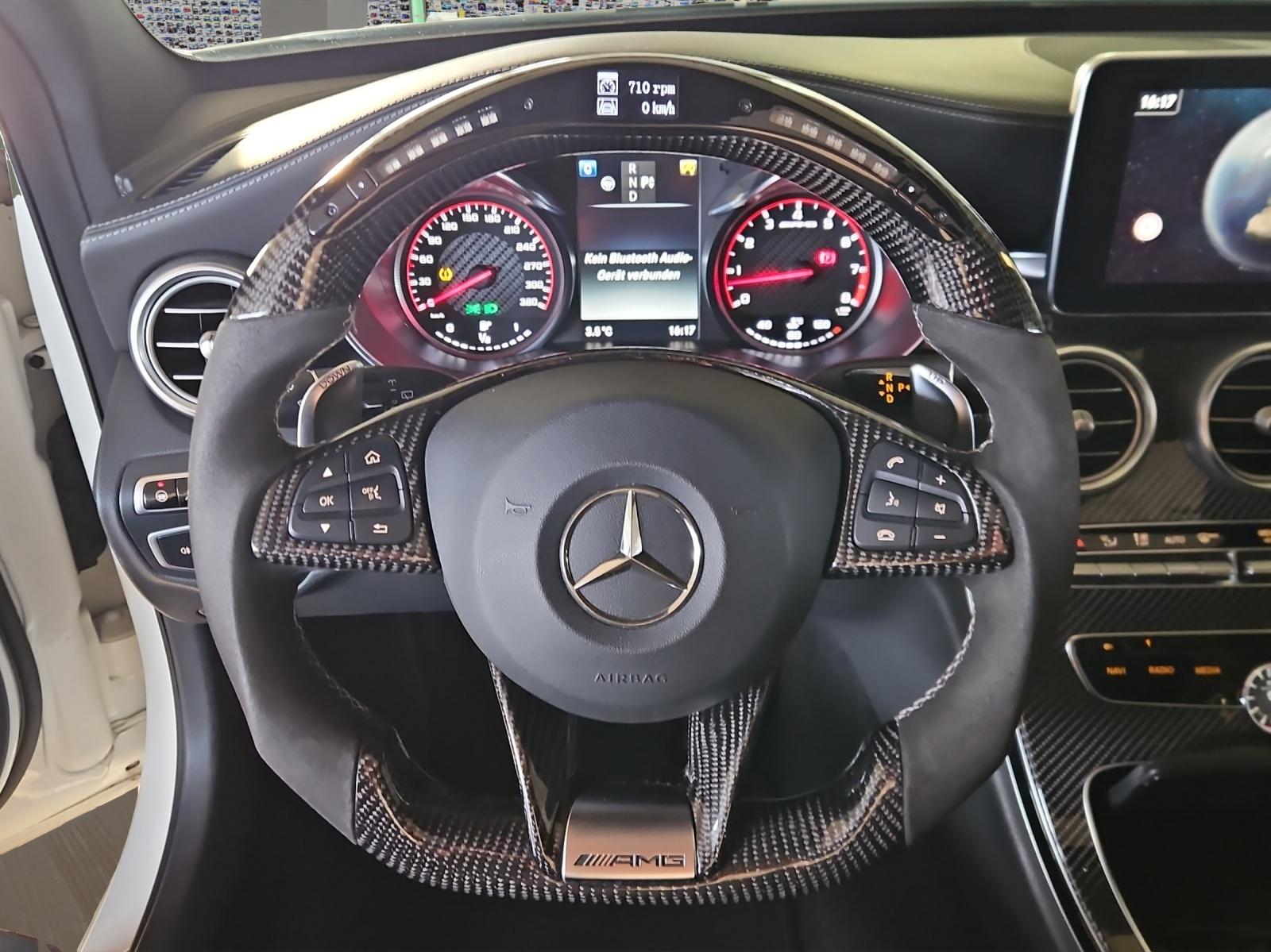 MERCEDES-BENZ C 63 S AMG Kombi-image-11