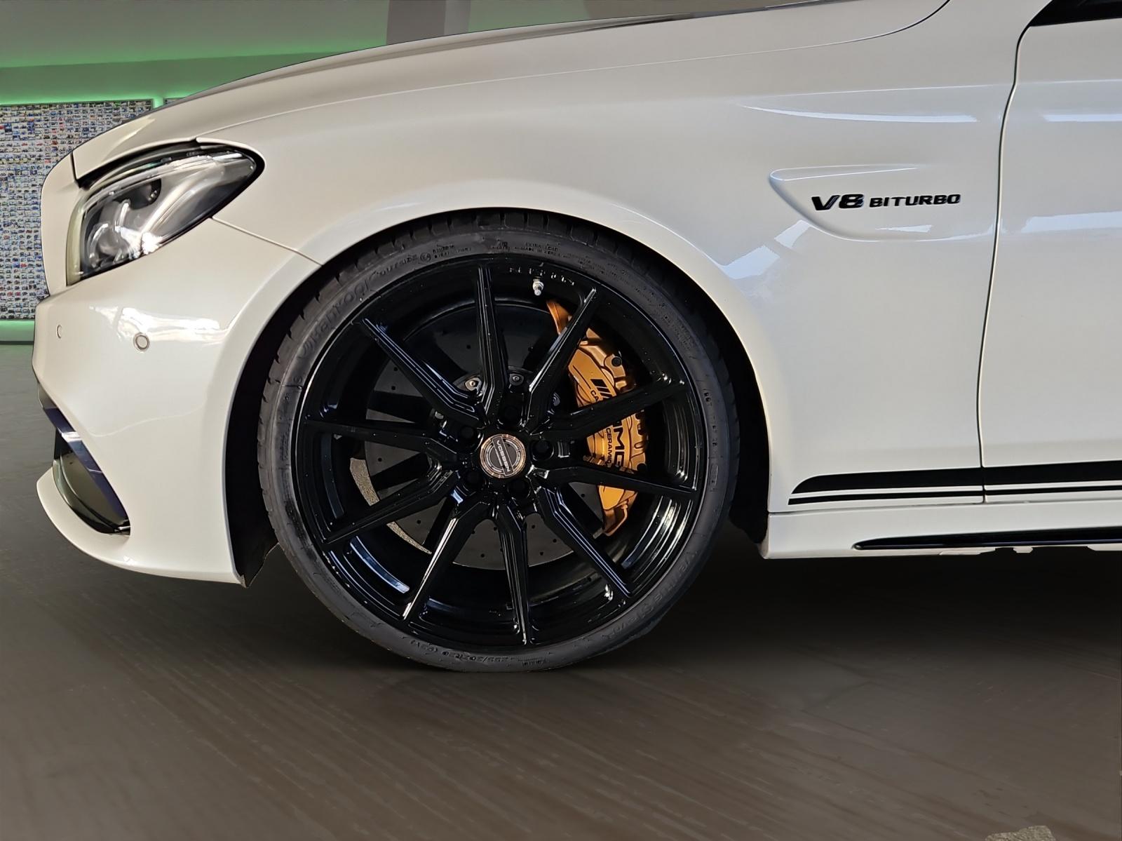 MERCEDES-BENZ C 63 S AMG Kombi-image-5