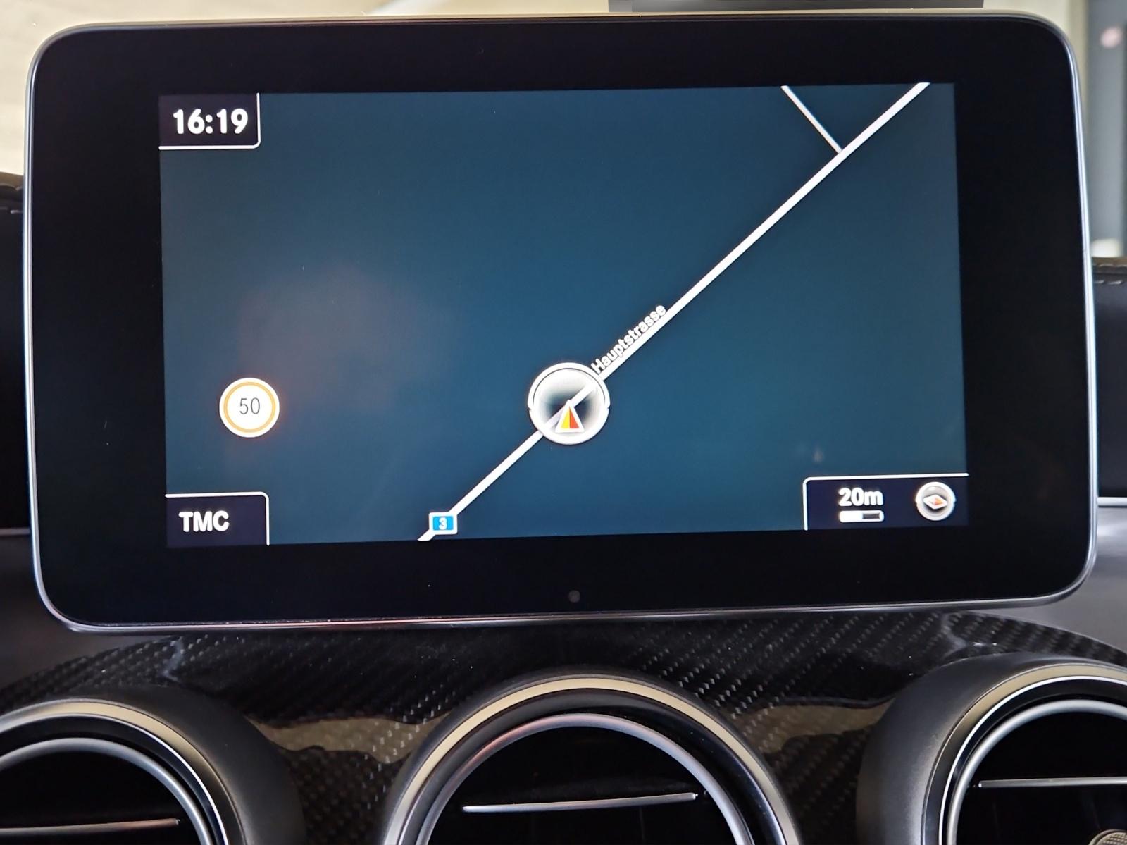 MERCEDES-BENZ C 63 S AMG Kombi-image-15