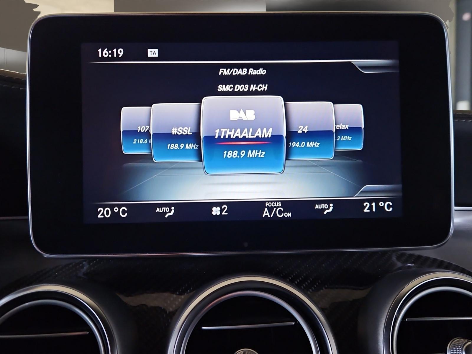 MERCEDES-BENZ C 63 S AMG Kombi-image-17