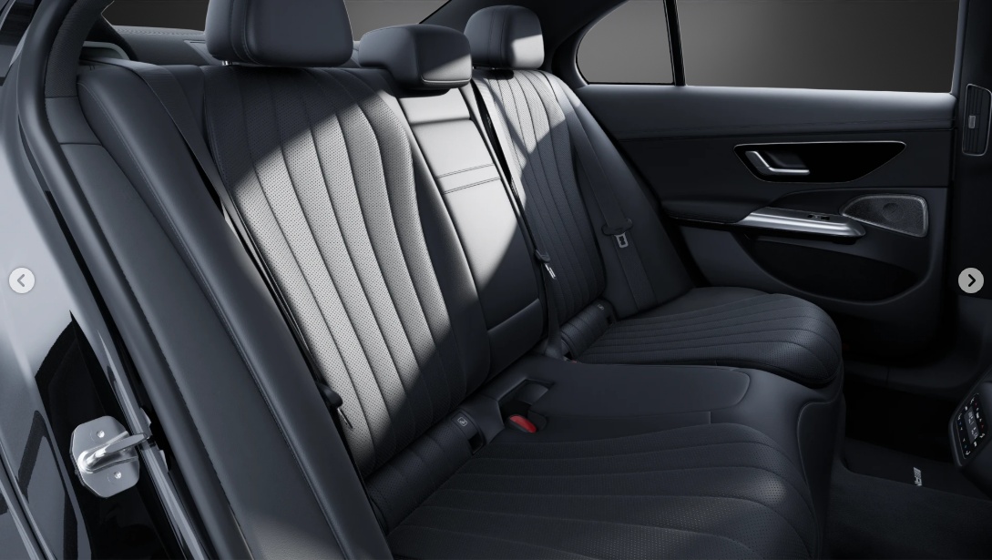 MERCEDES-BENZ E 220 d 4Matic 9G-Tronic-image-7