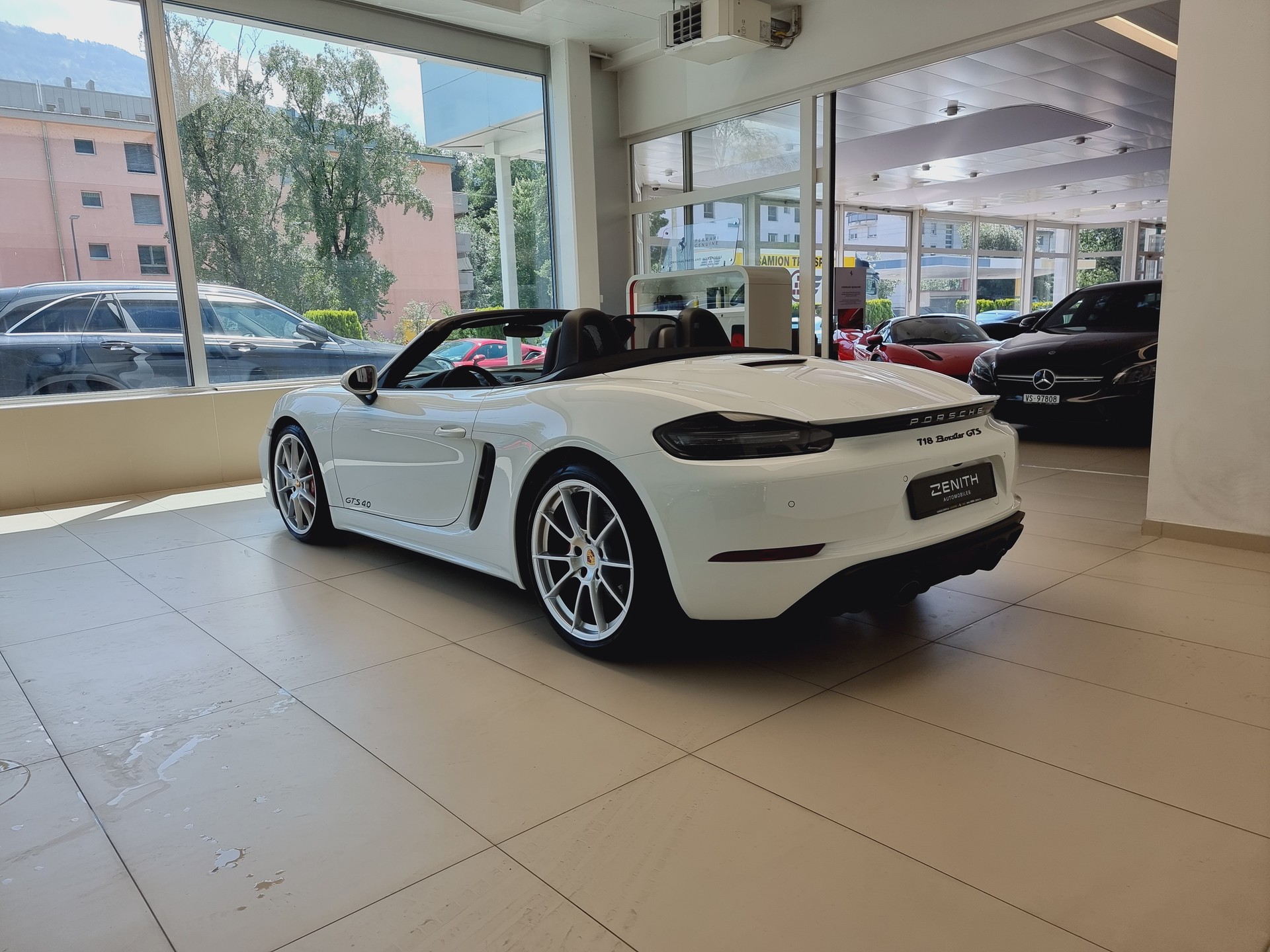 PORSCHE 718 Boxster GTS 4.0-image-6