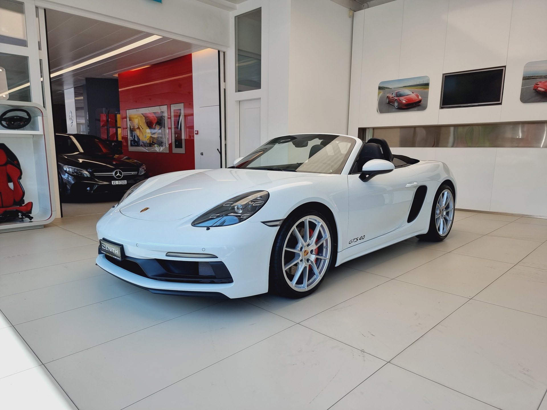 PORSCHE 718 Boxster GTS 4.0-image-0