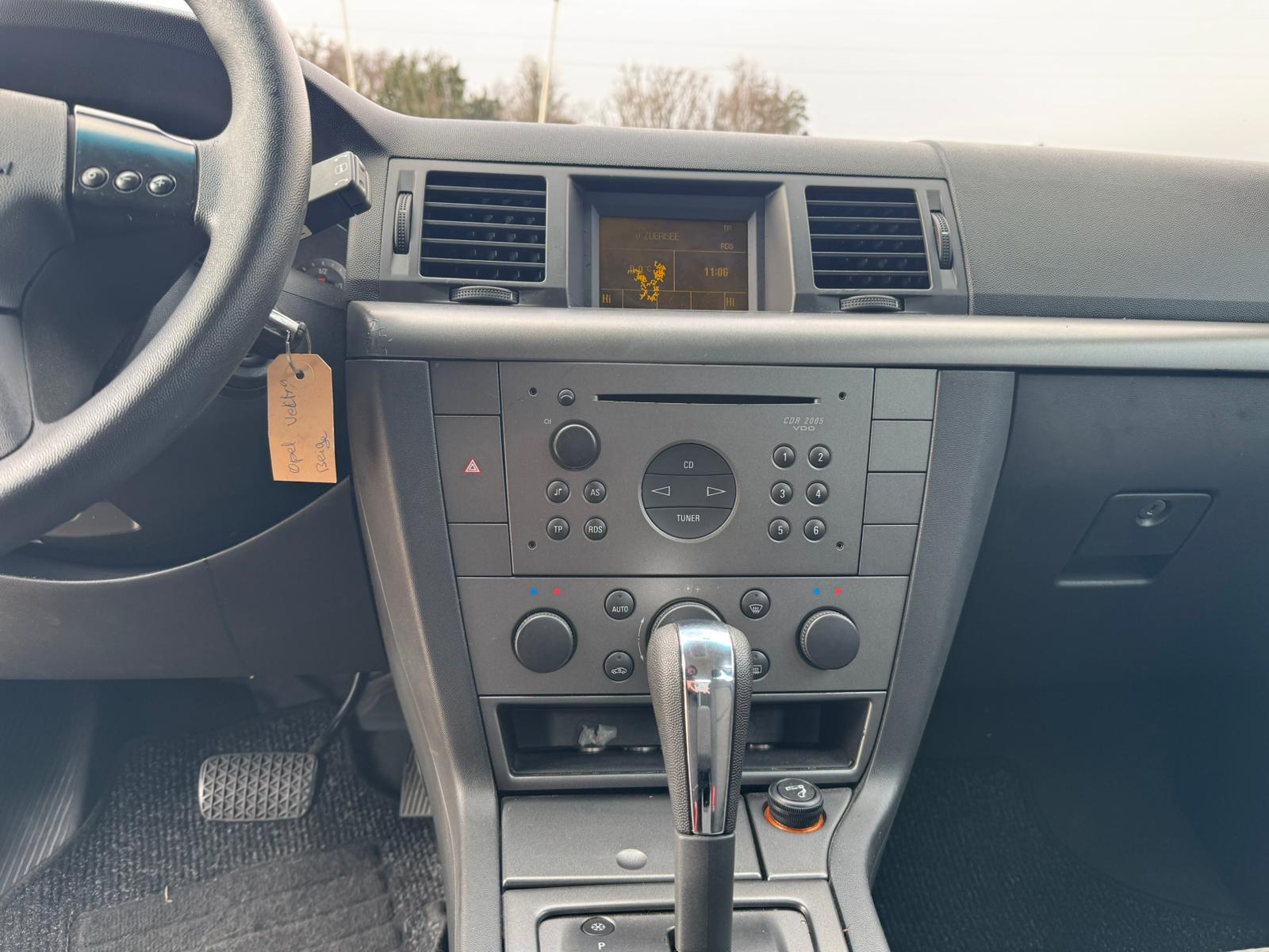 OPEL Vectra 2.2 Elegance-image-14