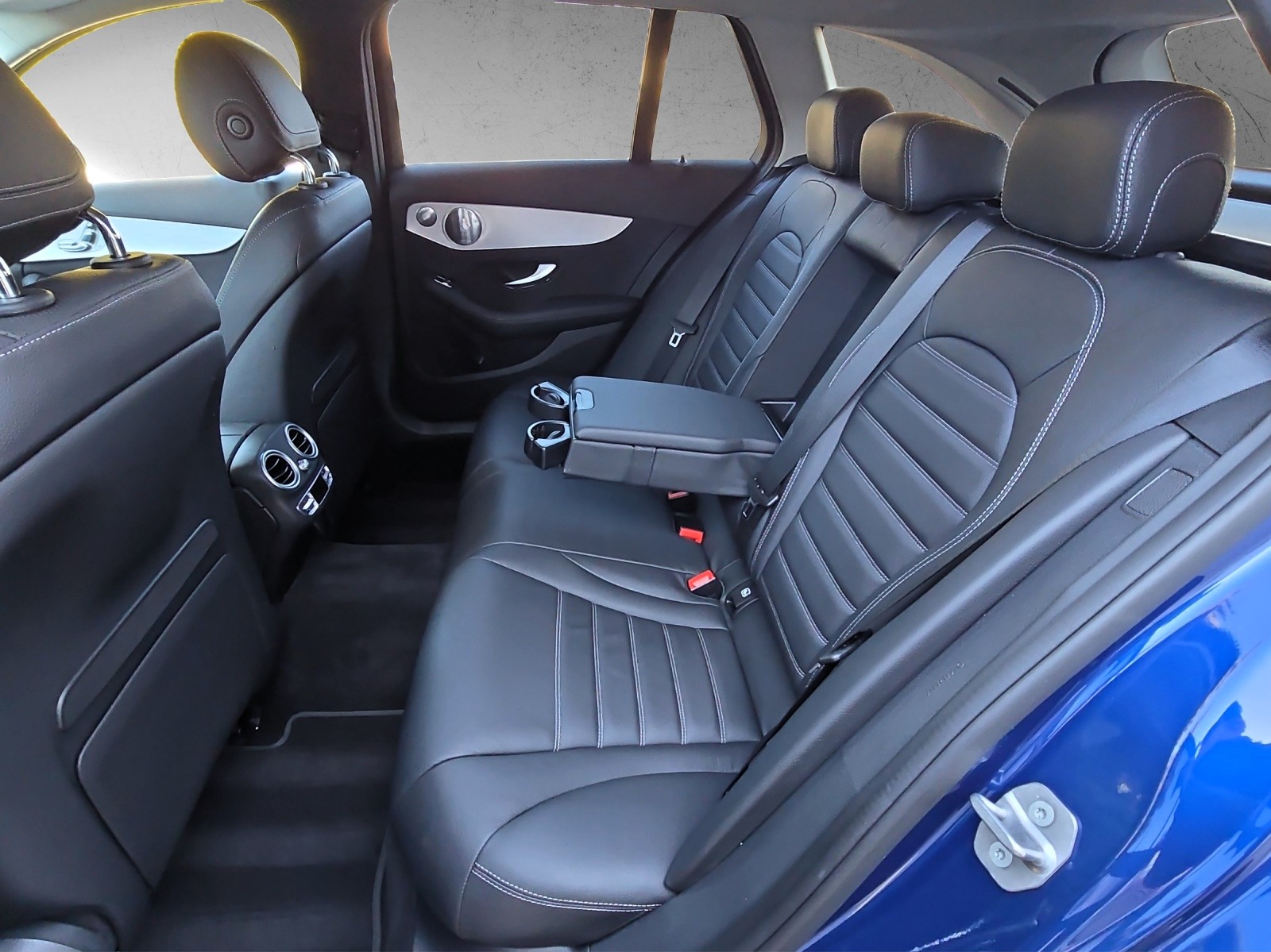 MERCEDES-BENZ C 300 e T-Modell Avantgarde 9G-Tronic mit AHK-image-11