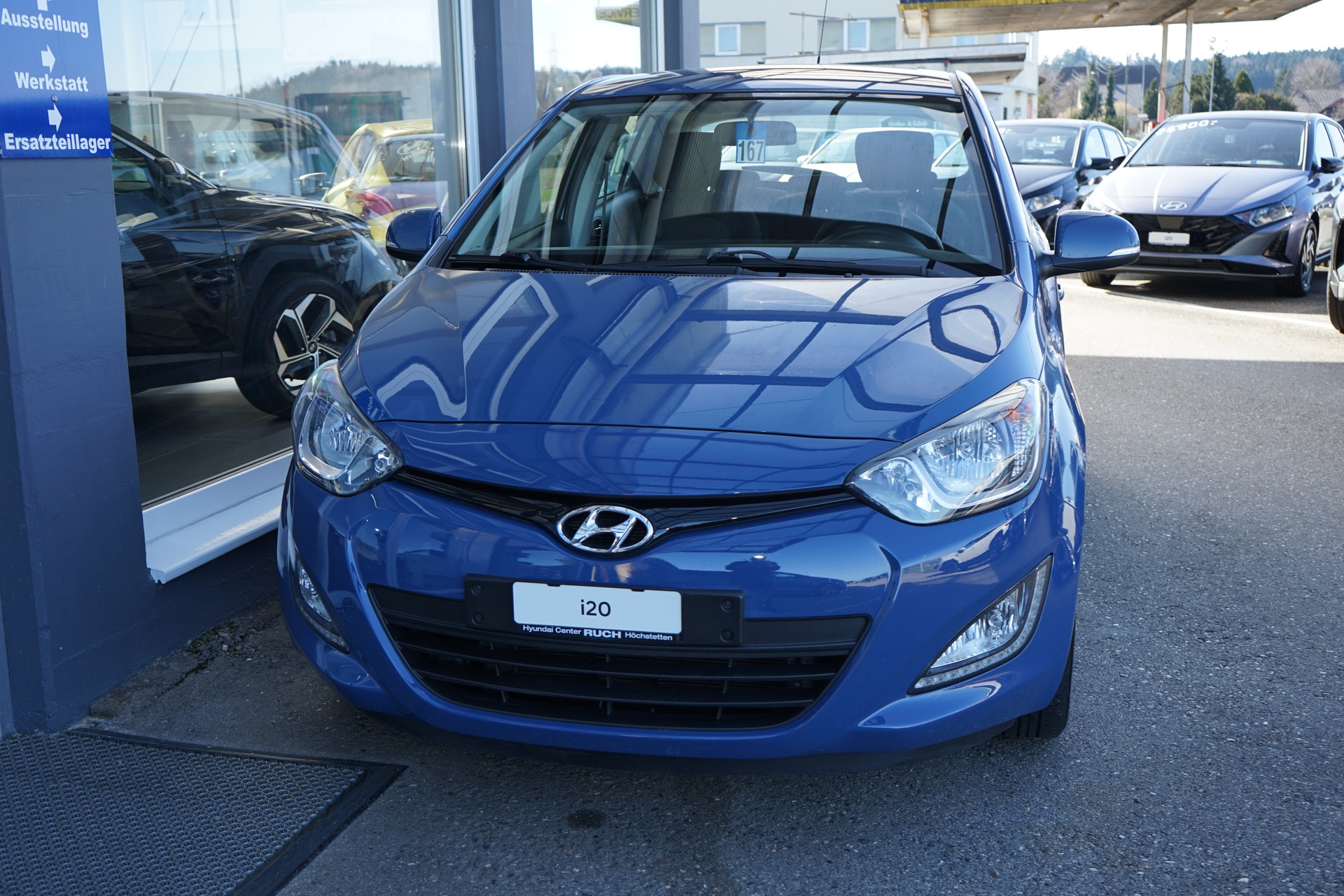 HYUNDAI i20 1.4 Style Automatic-image-2