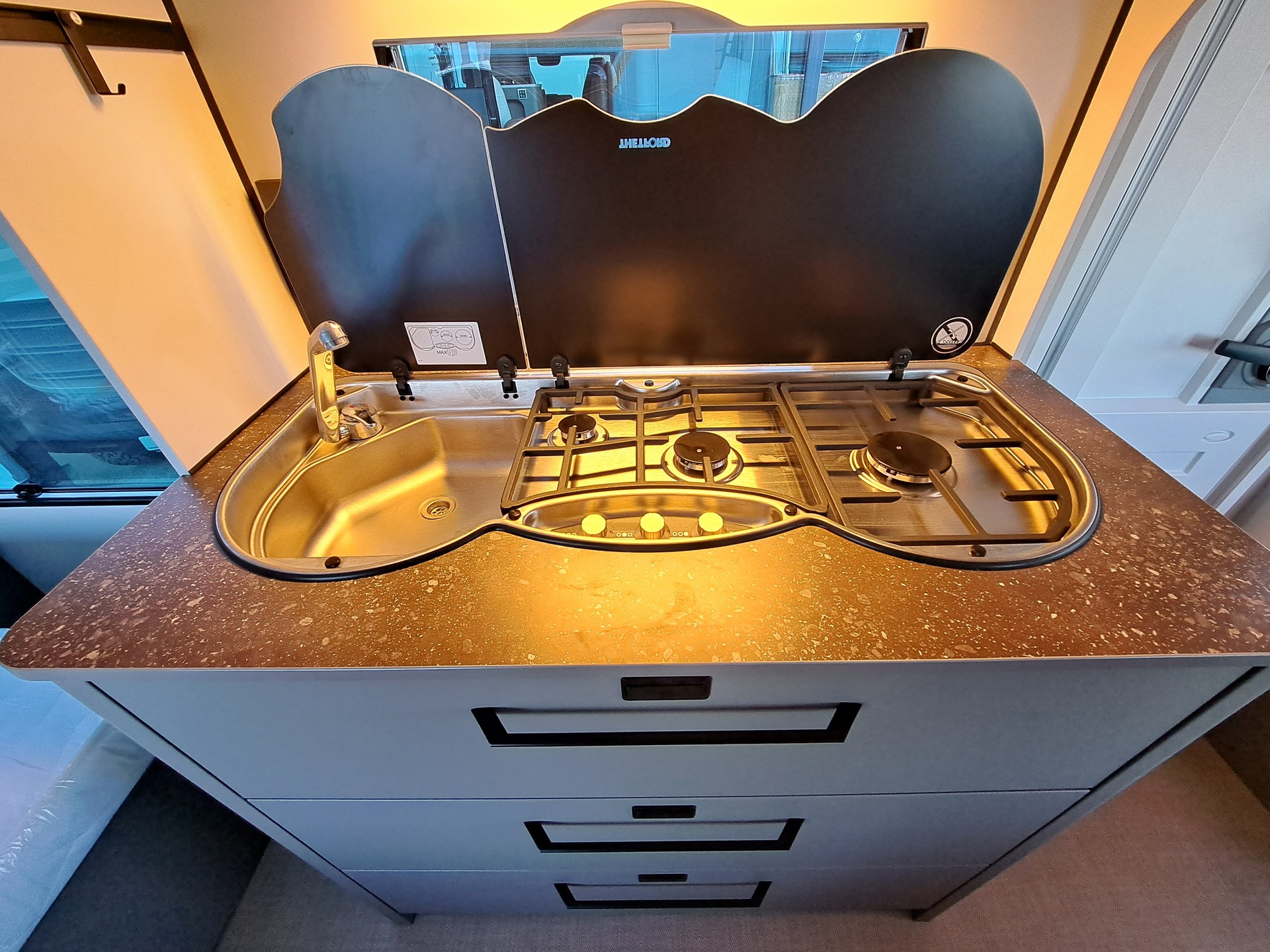 BÜRSTNER Averso 485 TS B66-image-3