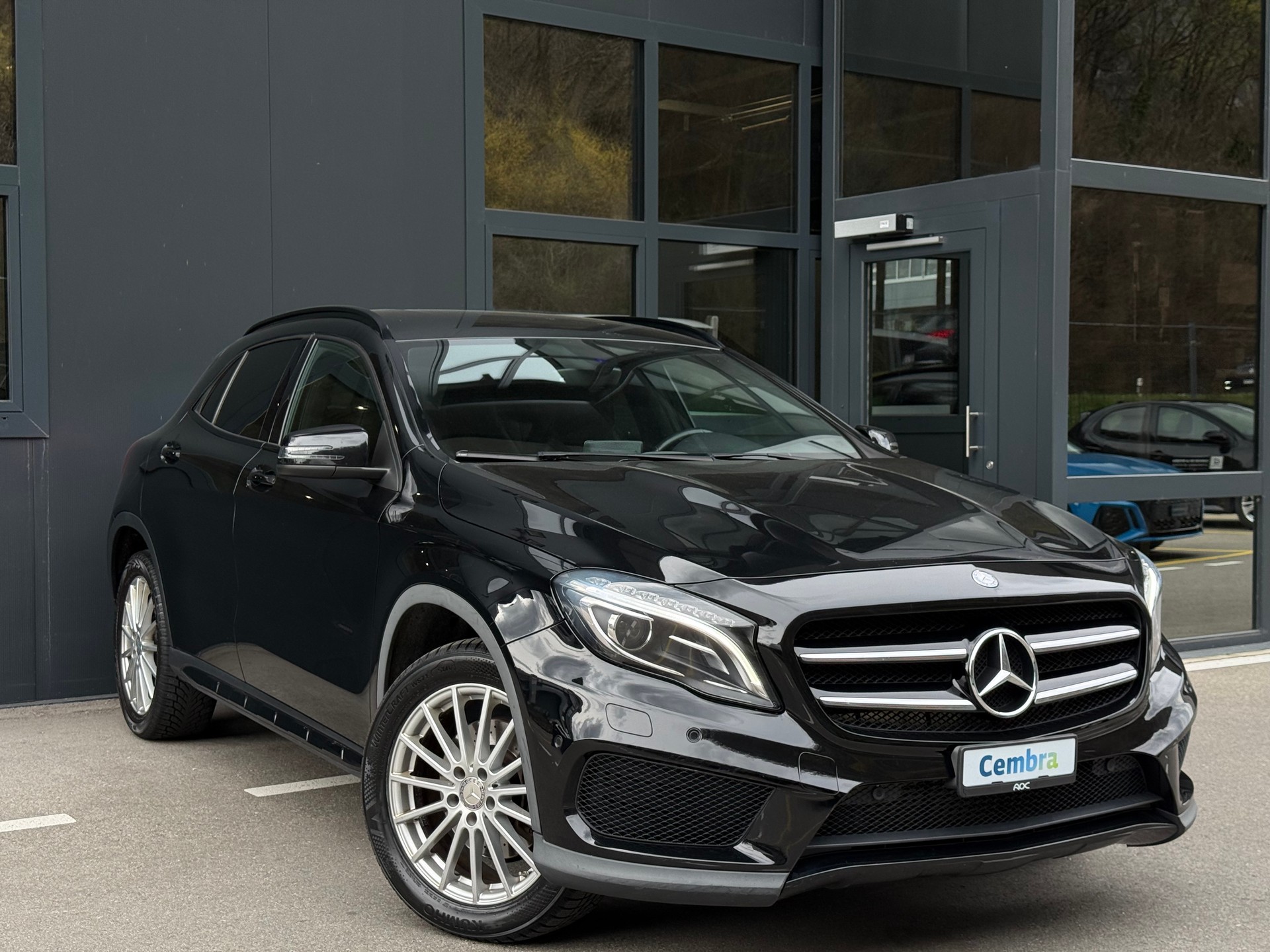 MERCEDES-BENZ GLA 250 AMG Line 4Matic 7G-DCT