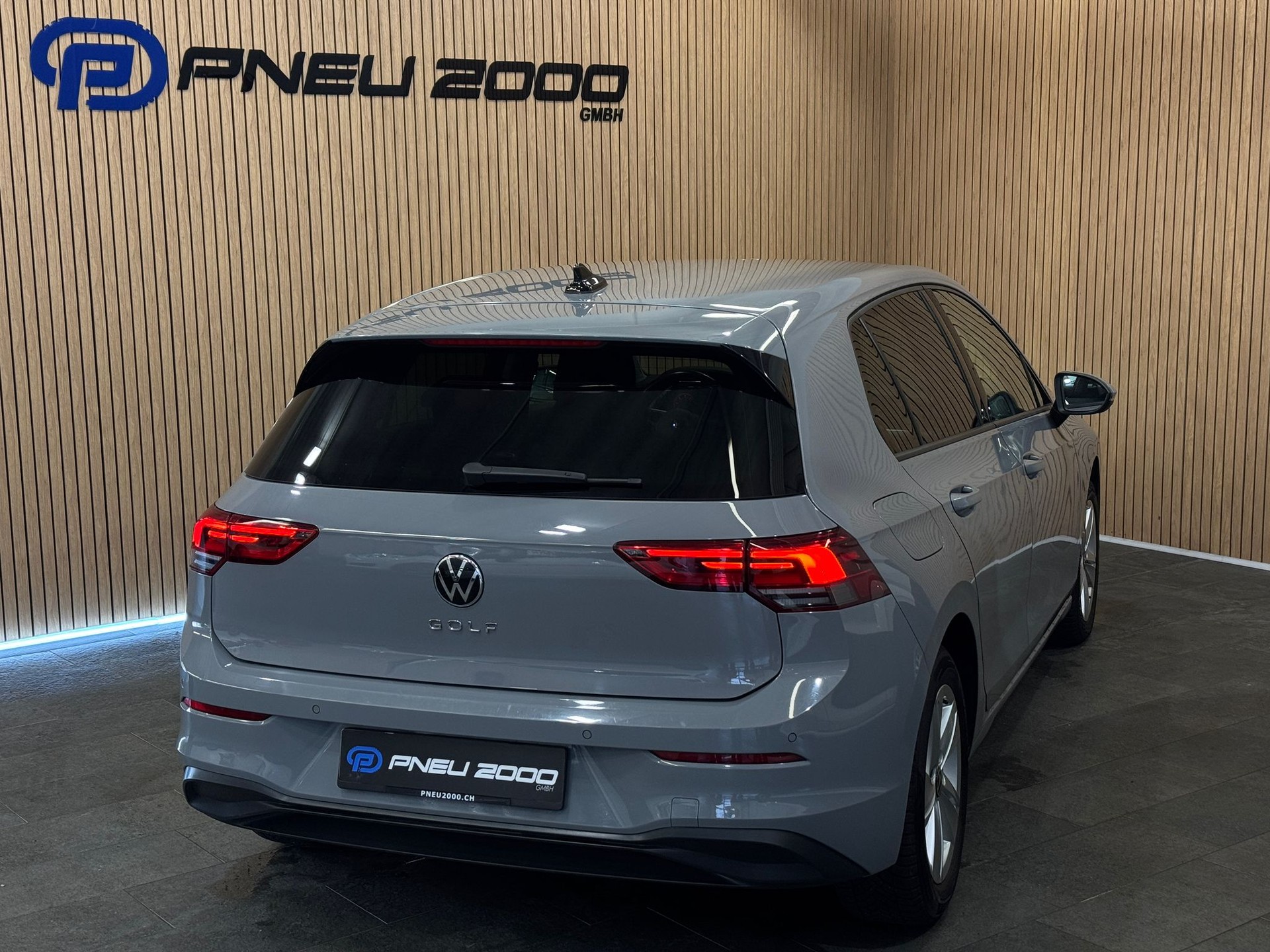 VW Golf 2.0 TDI Style DSG-image-2