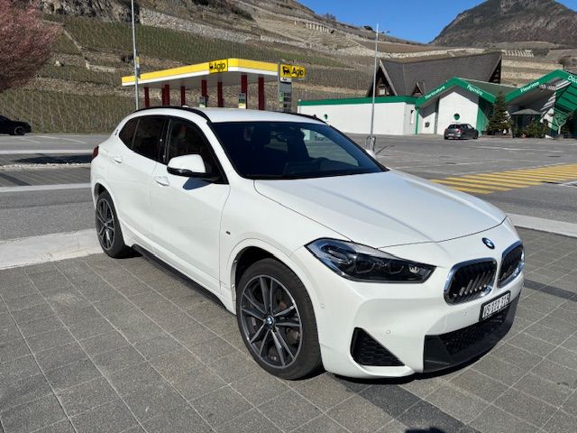 BMW X2 xDrive 20i-image-3