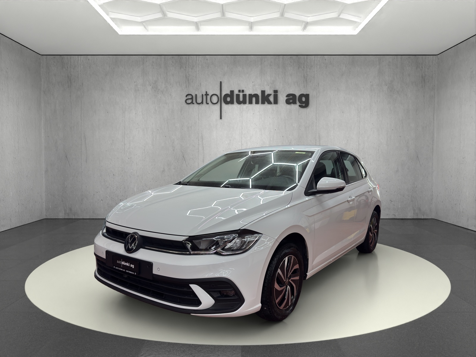 VW Polo 1.0 TSI Life DSG-image-0