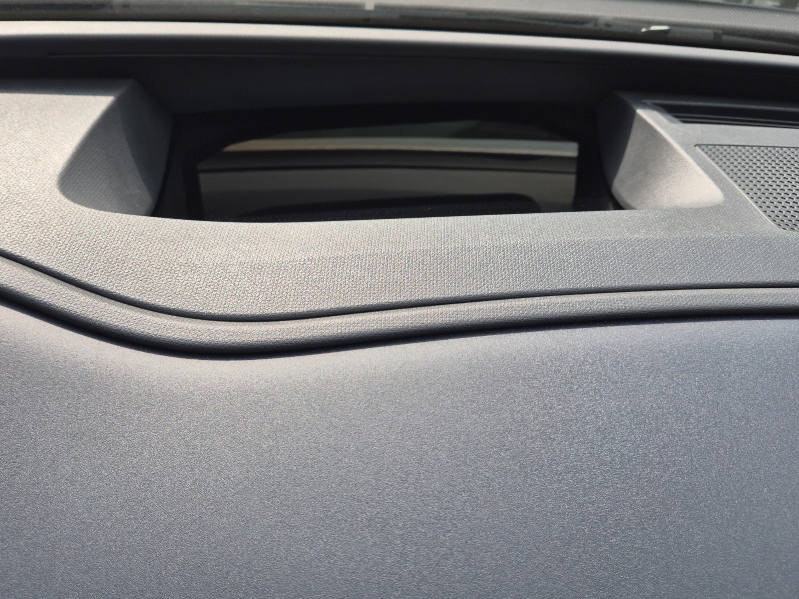CUPRA Tavascan Type 9 77 kWh VZ Adrenaline*360°Kamera*Panoramadach*Head up Display*-image-25