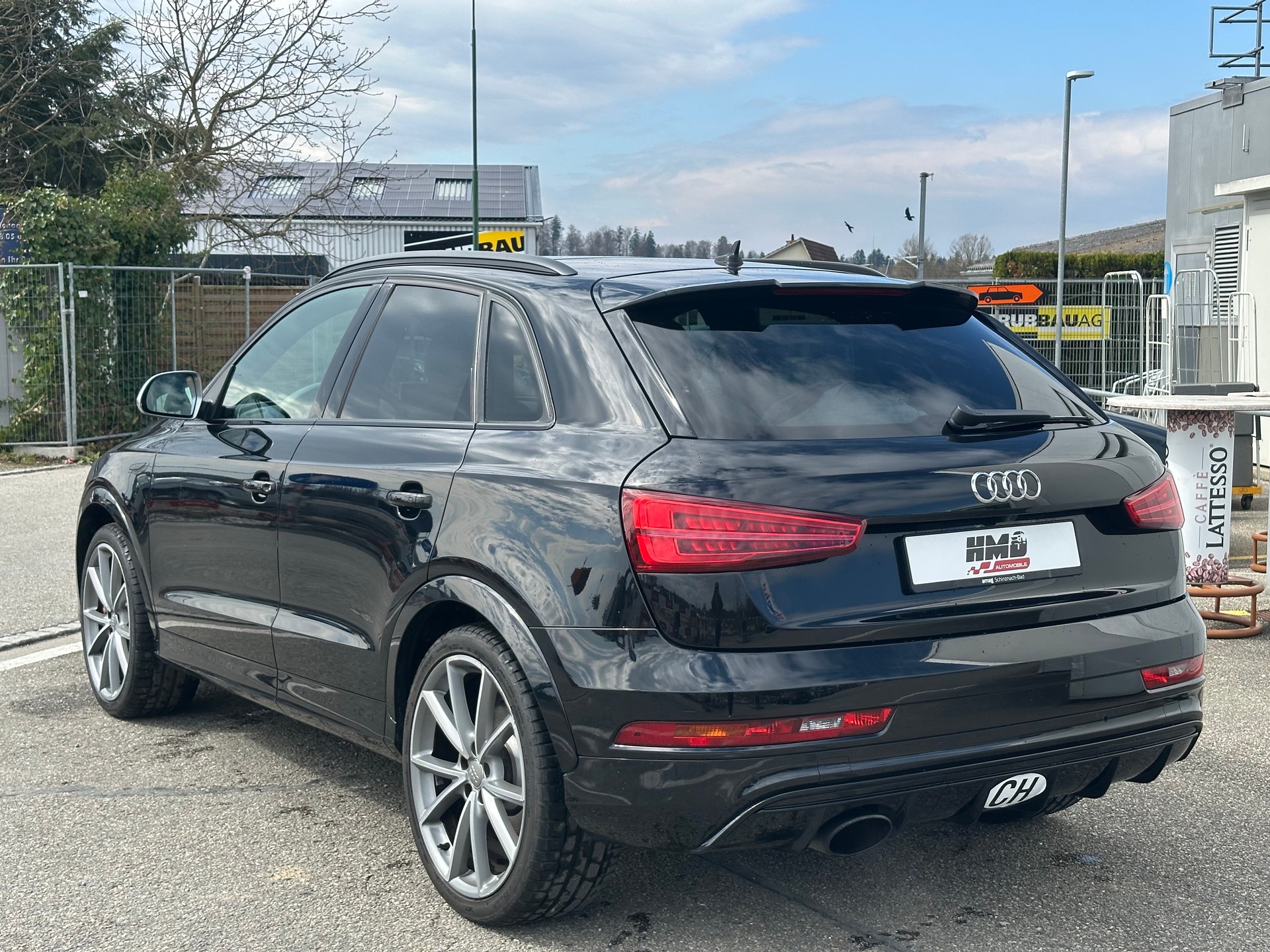 AUDI RS Q3 2.5 TFSI quattro S-tronic-image-3
