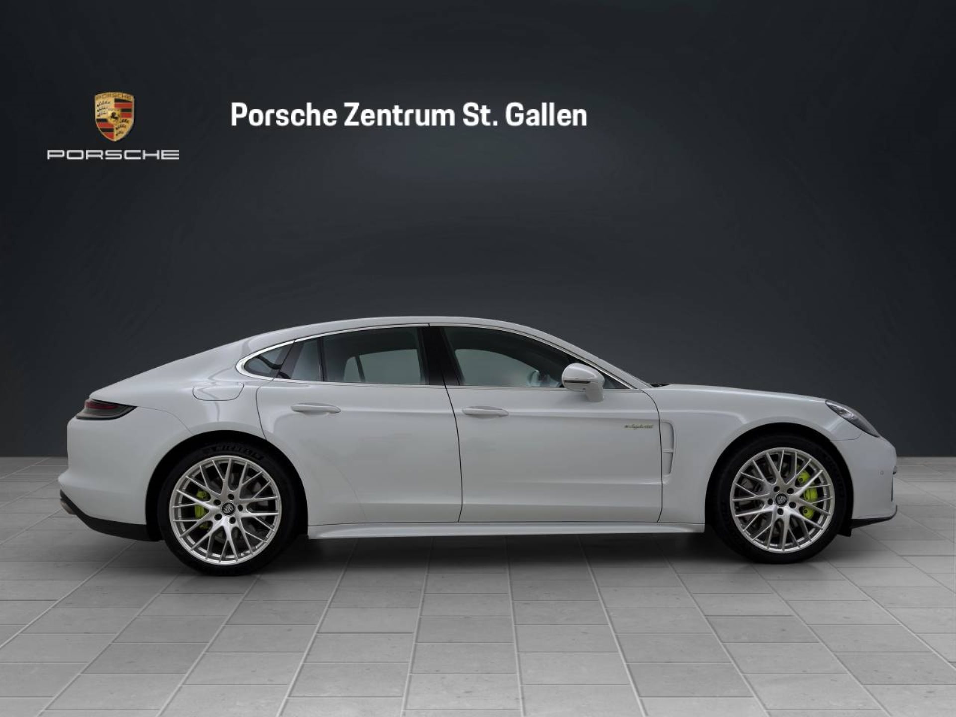 PORSCHE Panamera 4S E-Hybrid-image-7