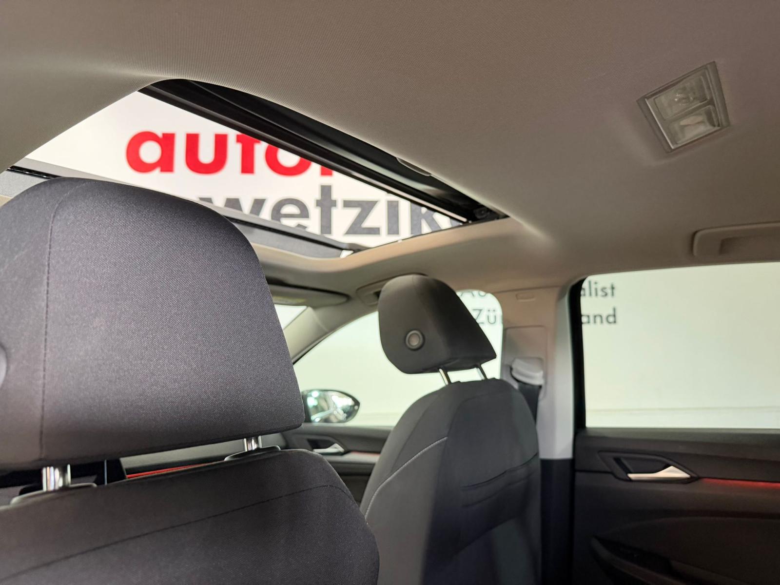 VW Golf 2.0 TDI Style DSG-image-9