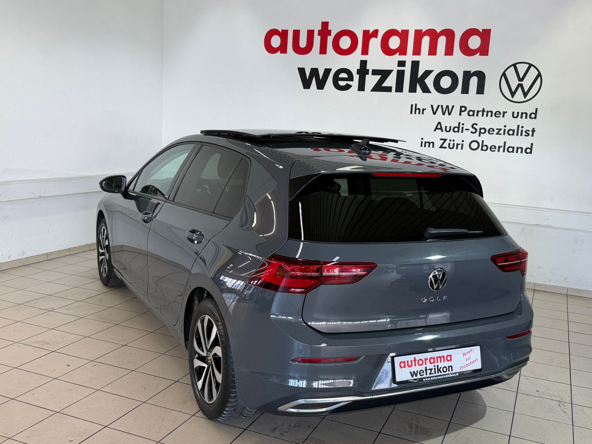 VW Golf 2.0 TDI Style DSG-image-3
