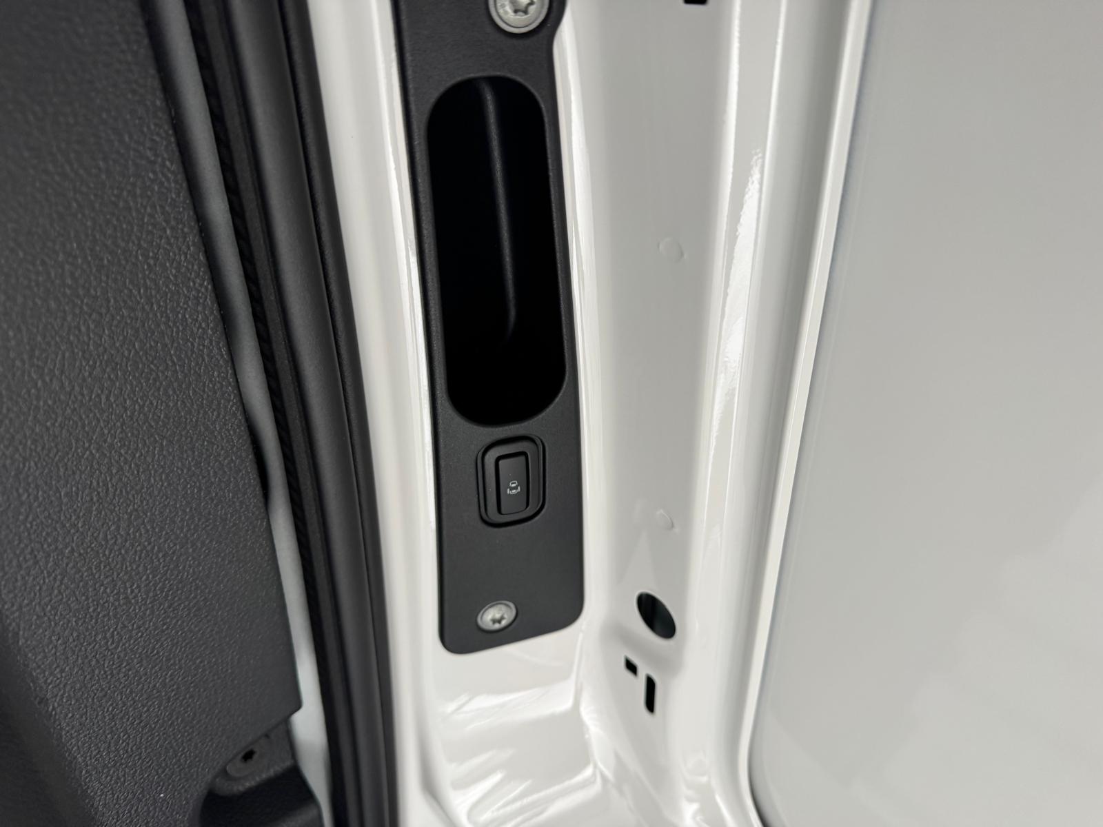 VW Caddy Cargo 1.5 TSI Entry-image-8