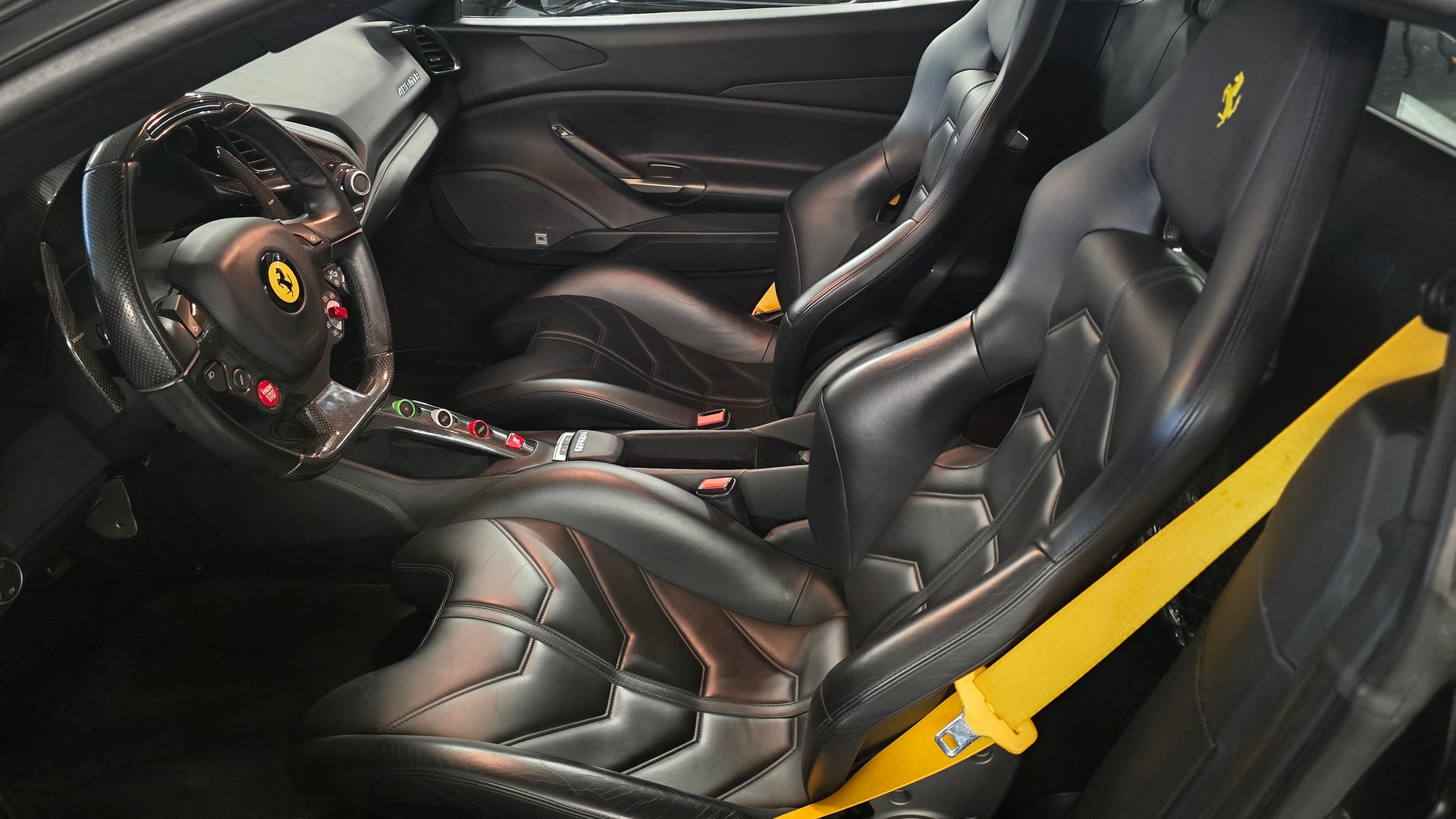 FERRARI 488 GTB 3.9 V8-image-20