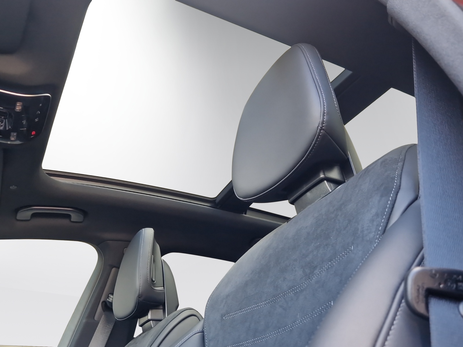 Image MERCEDES-BENZ GLC-400 GLC 400 e 4Matic EQ Star 9G-Tronic