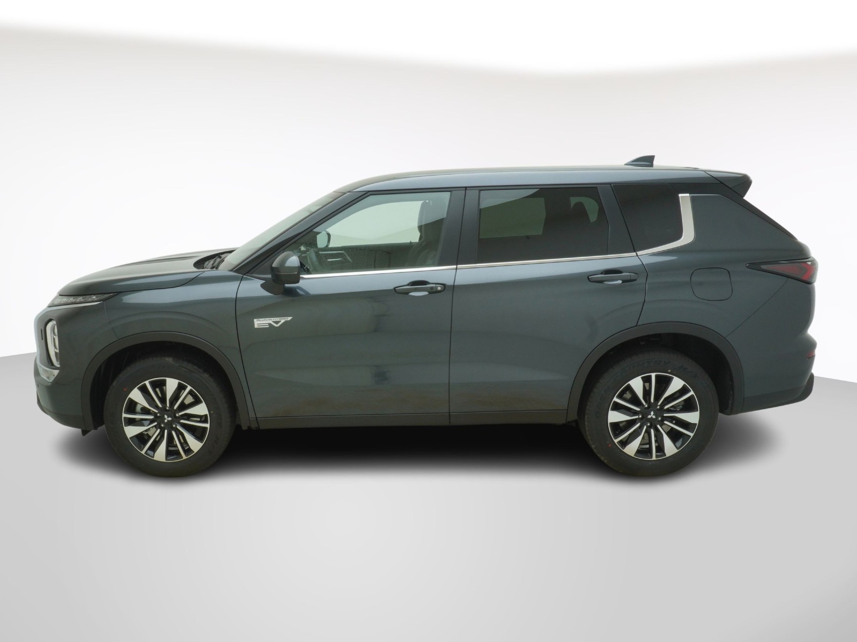 MITSUBISHI Outlander 2.4 PHEV Invite 4x4-showroom-element-1