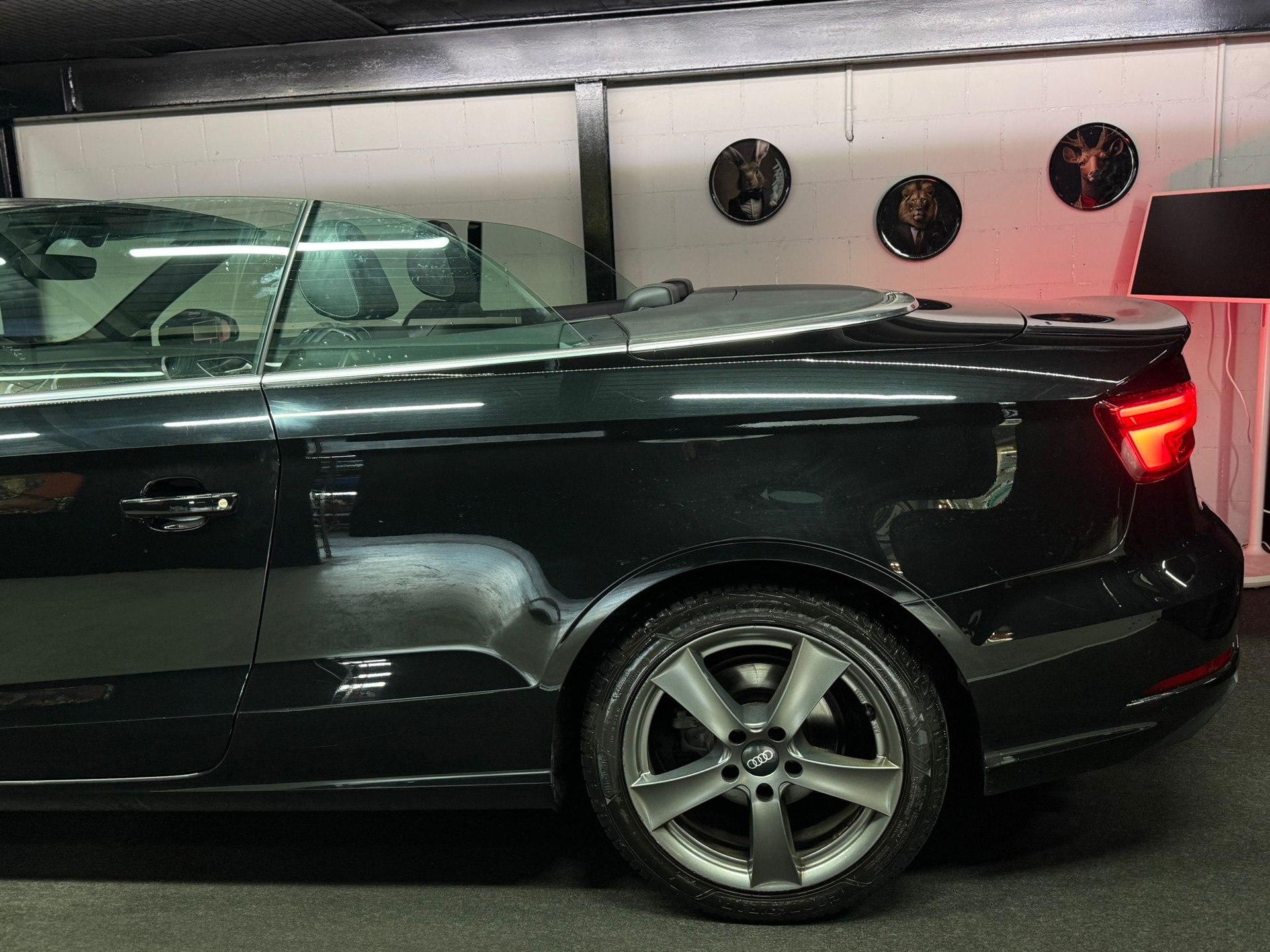 AUDI A3 Cabriolet 1.5 TFSI Sport S-tronic-image-5