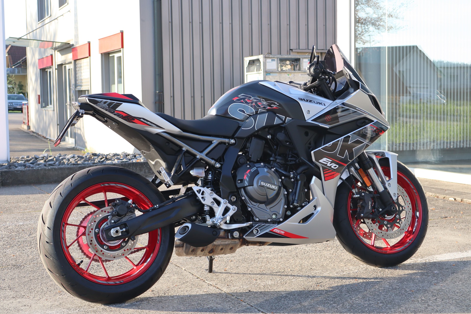 SUZUKI GSX 8 R EVO (35kW) ABS / TCS-showroom-element-2