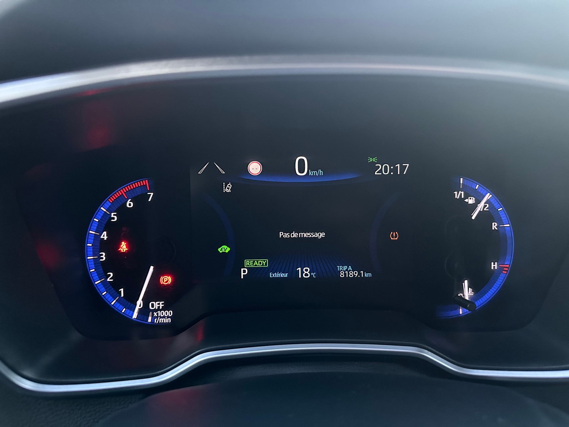 TOYOTA Corolla 1.8 HSD Trend e-CVT-image-12