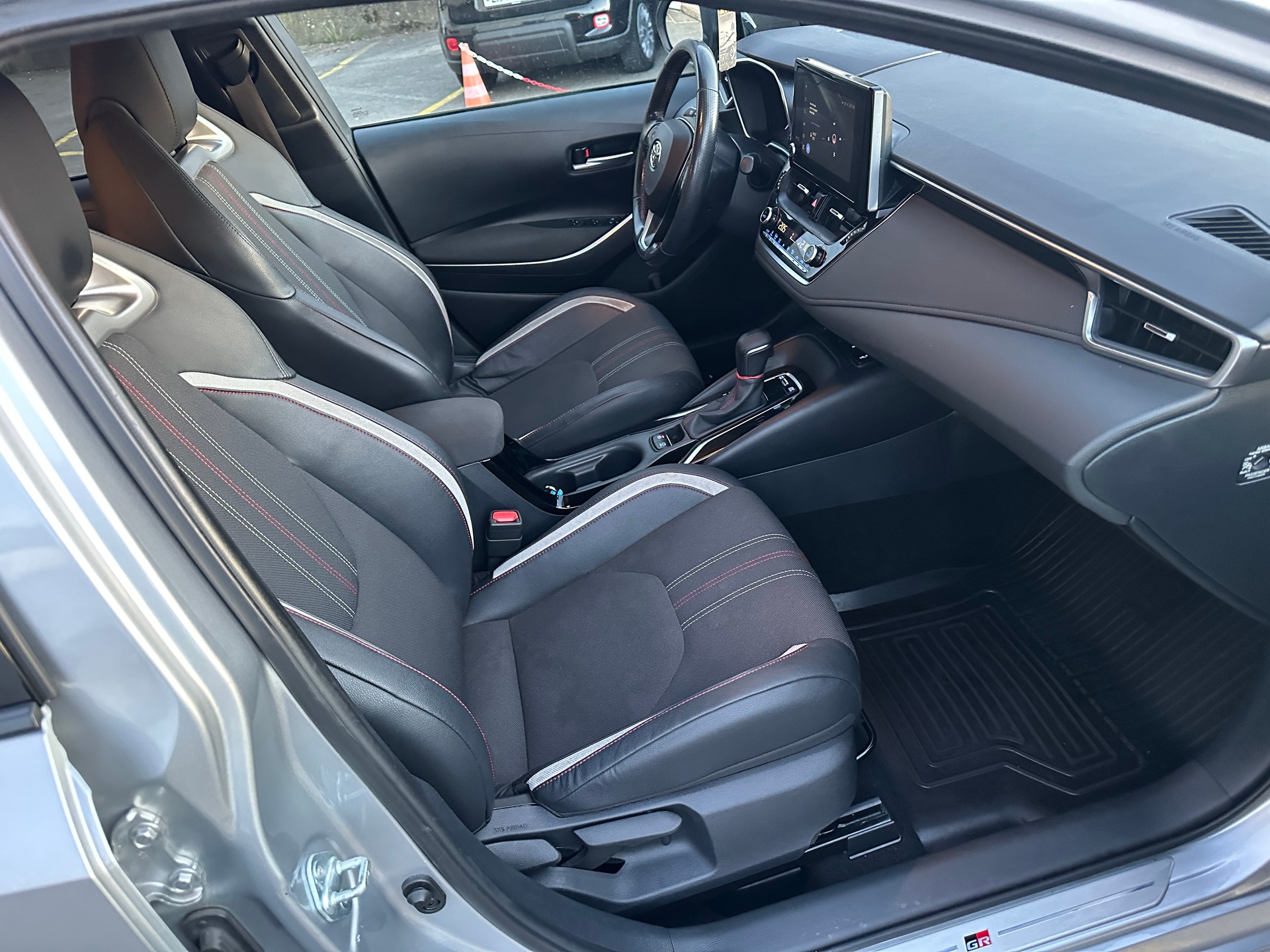 TOYOTA Corolla 1.8 HSD Trend e-CVT-image-10