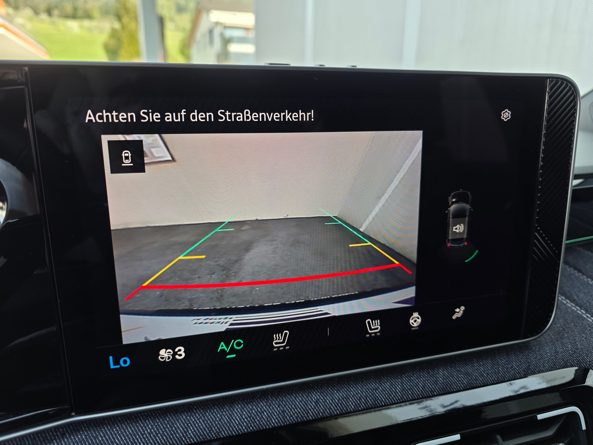RENAULT R5 E-Tech Comfort Range 52 kWh Techno-image-8