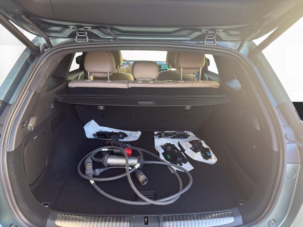XPENG G9 Performance AWD-image-11