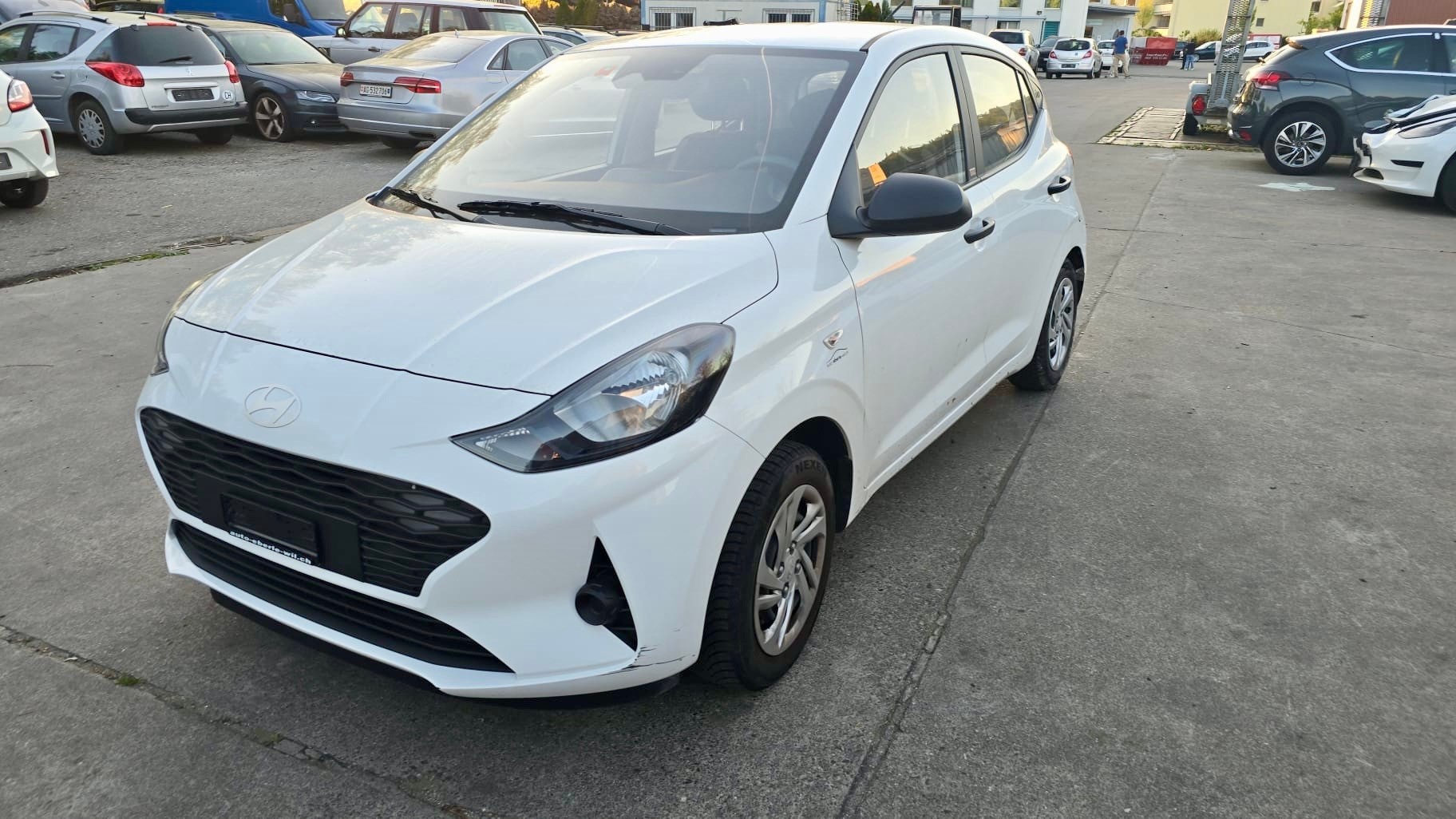 HYUNDAI i10 1.0 Pica