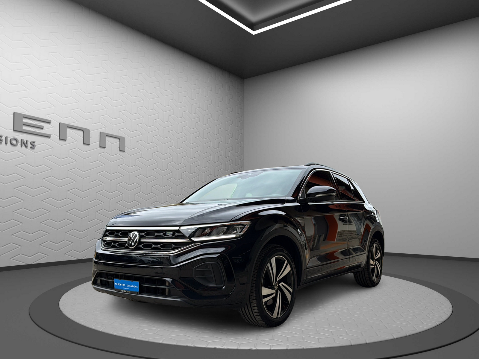 VW T-Roc 2.0 TSI R-Line DSG 4Motion-image-0
