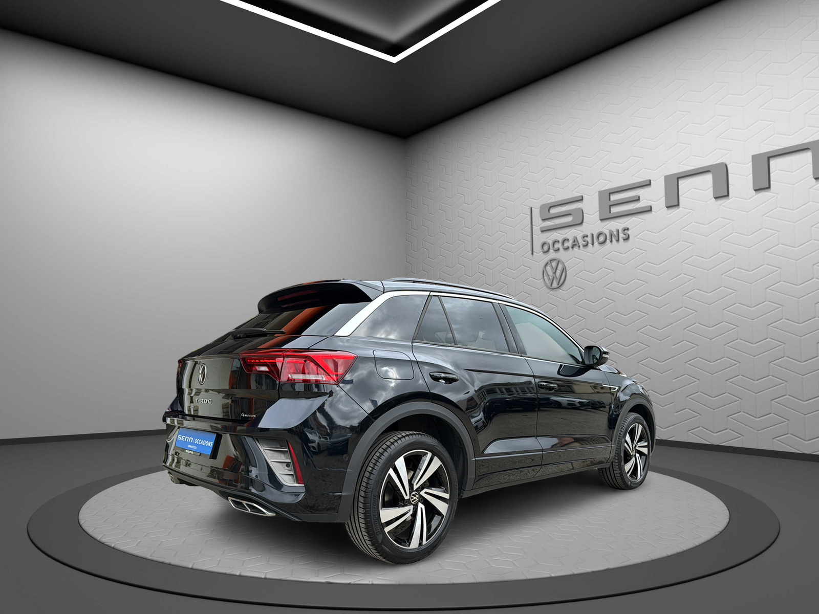 VW T-Roc 2.0 TSI R-Line DSG 4Motion-image-5