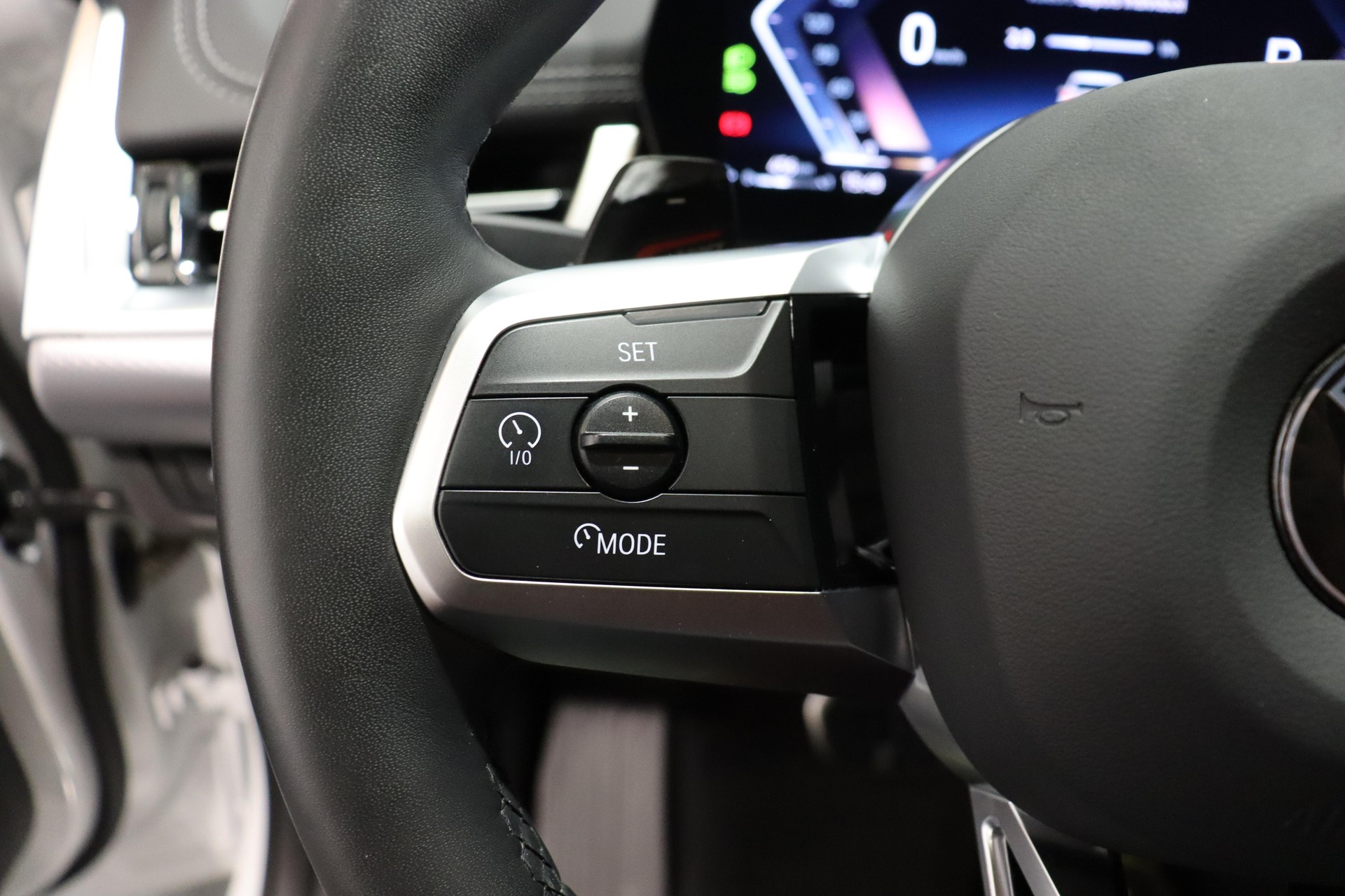 BMW X1 20d xDrive paddles-image-14
