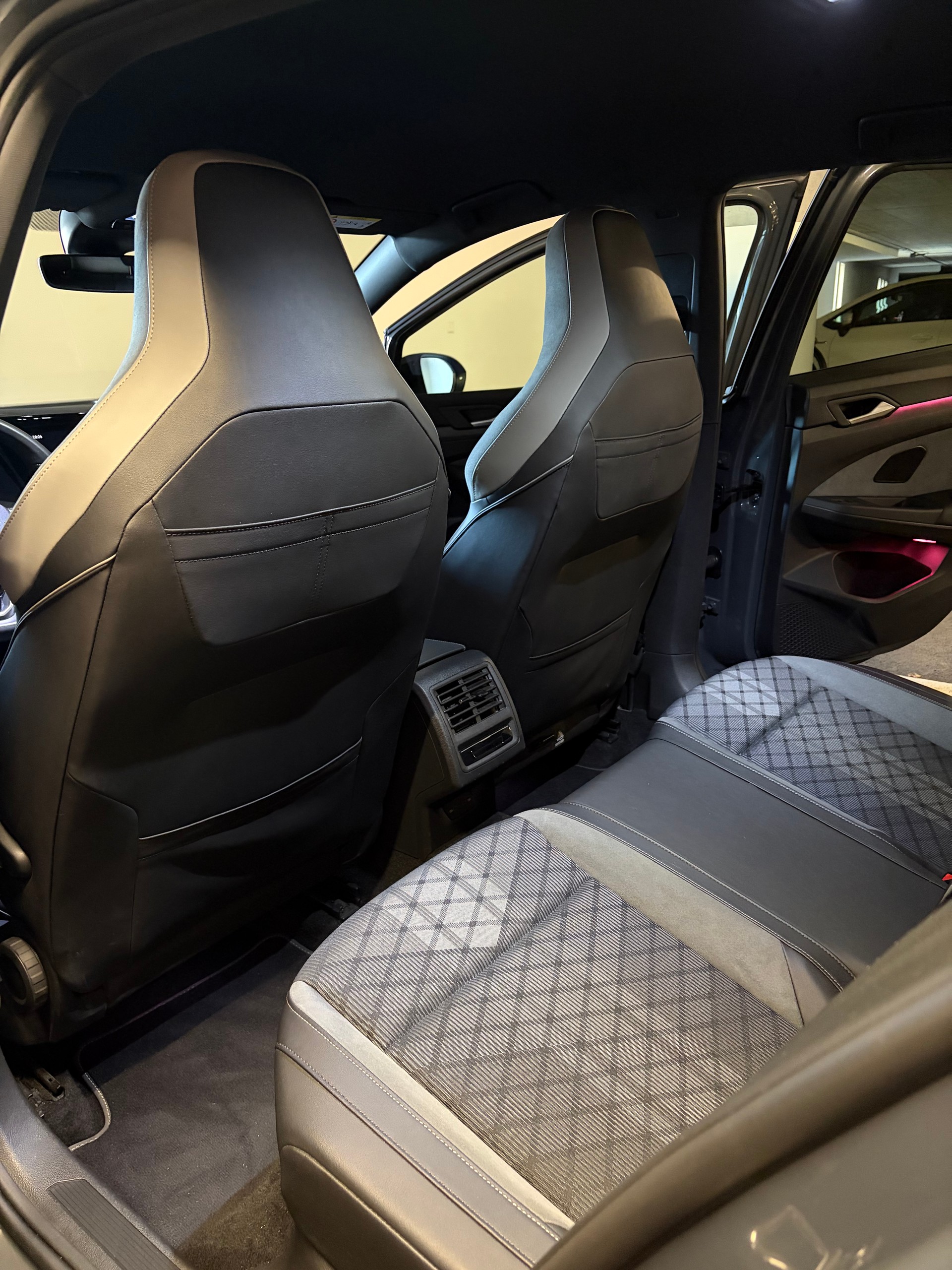 VW 2.0 TSI R-Line DSG 4motion * ABT Sportsline-image-6