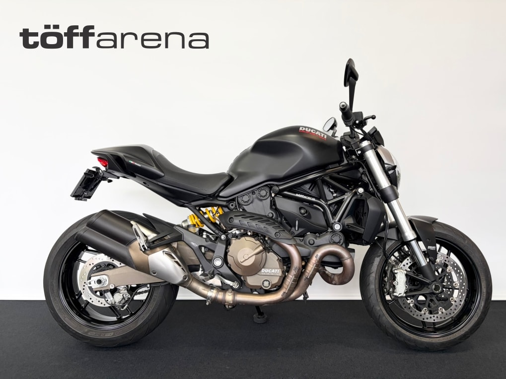 DUCATI Monster 821 Dark