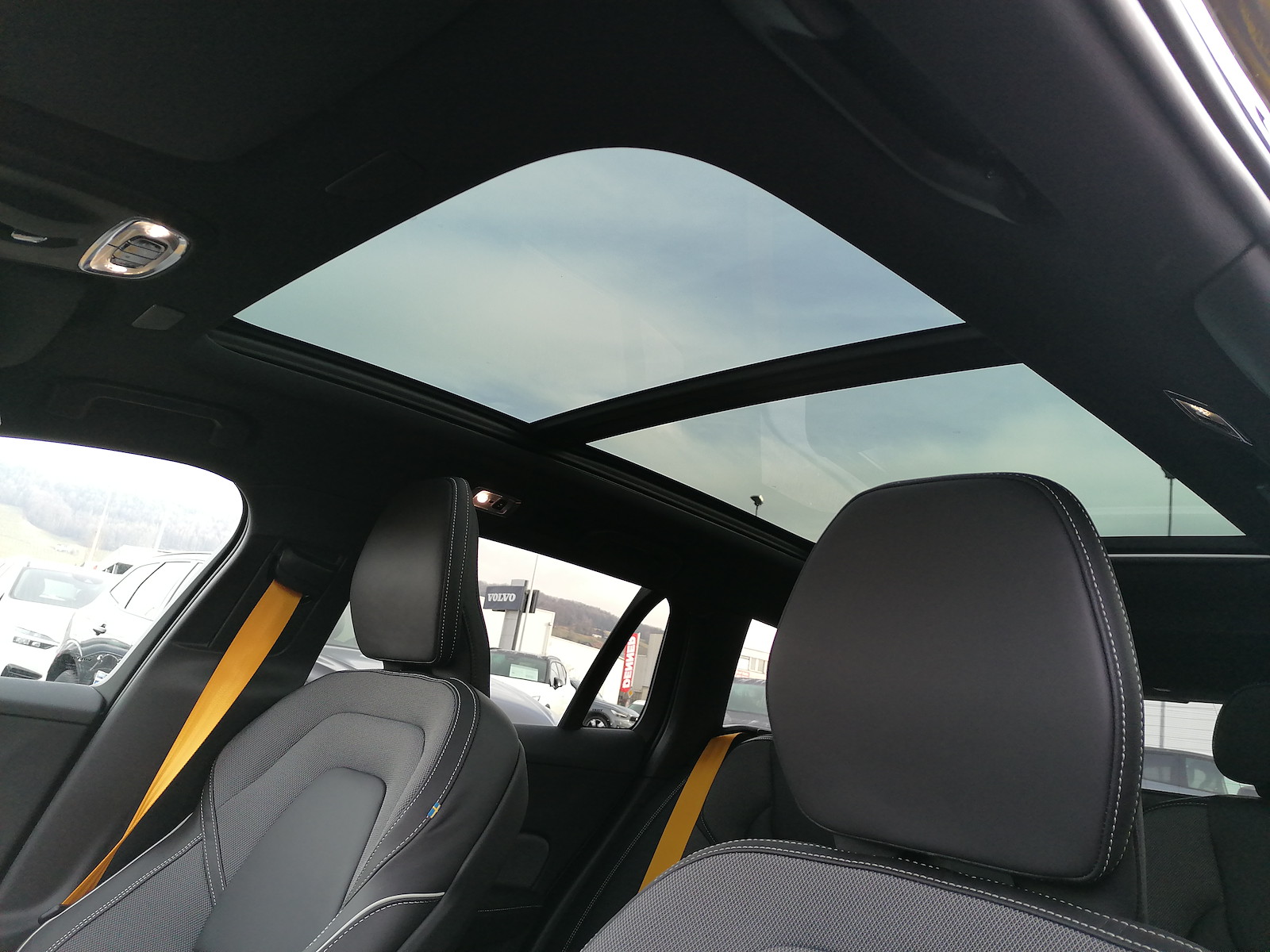 VOLVO V60 2.0 T8 TE Polestar eAWD-image-13