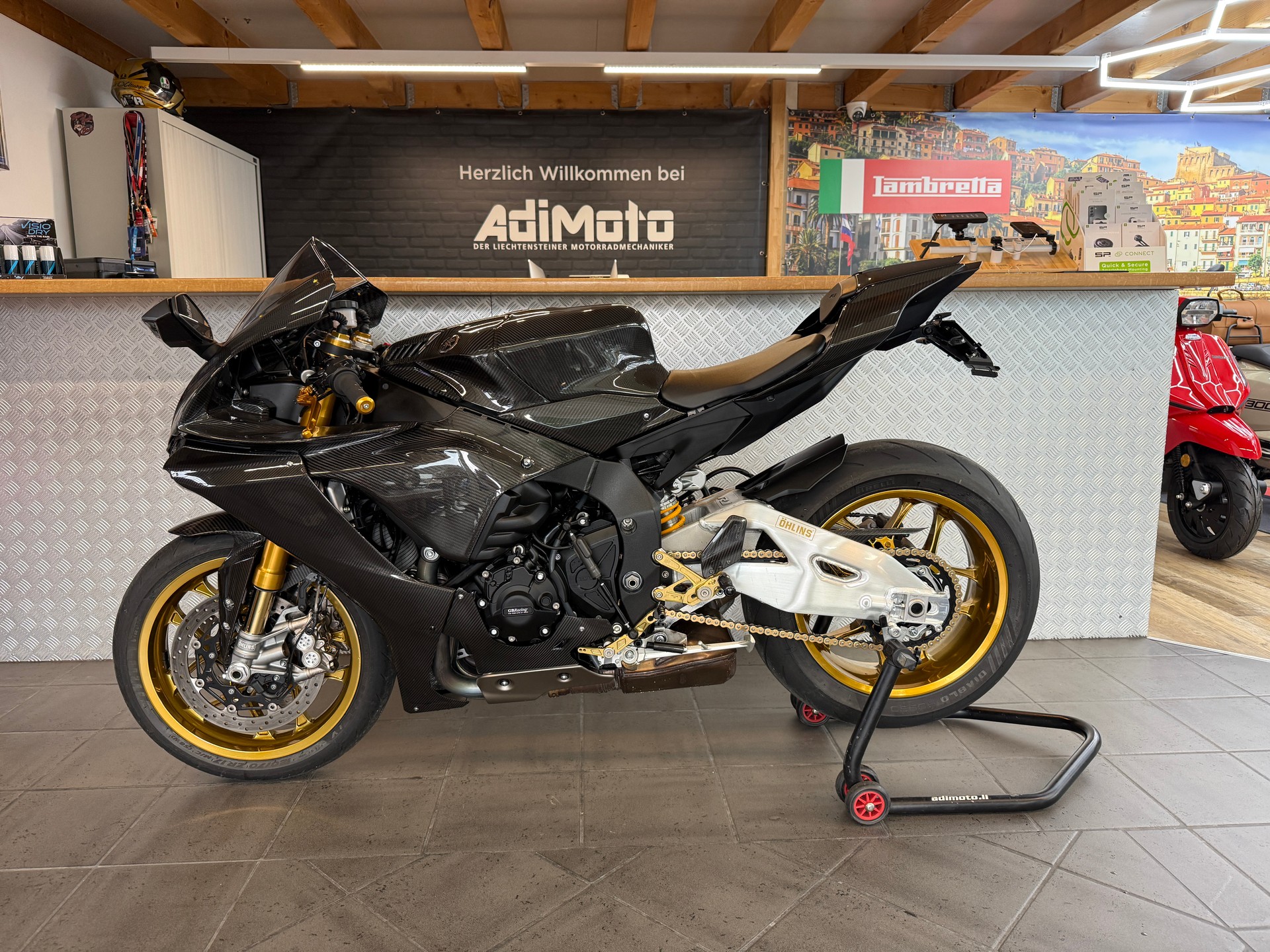 YAMAHA YZF-R1 M ABS-image-9