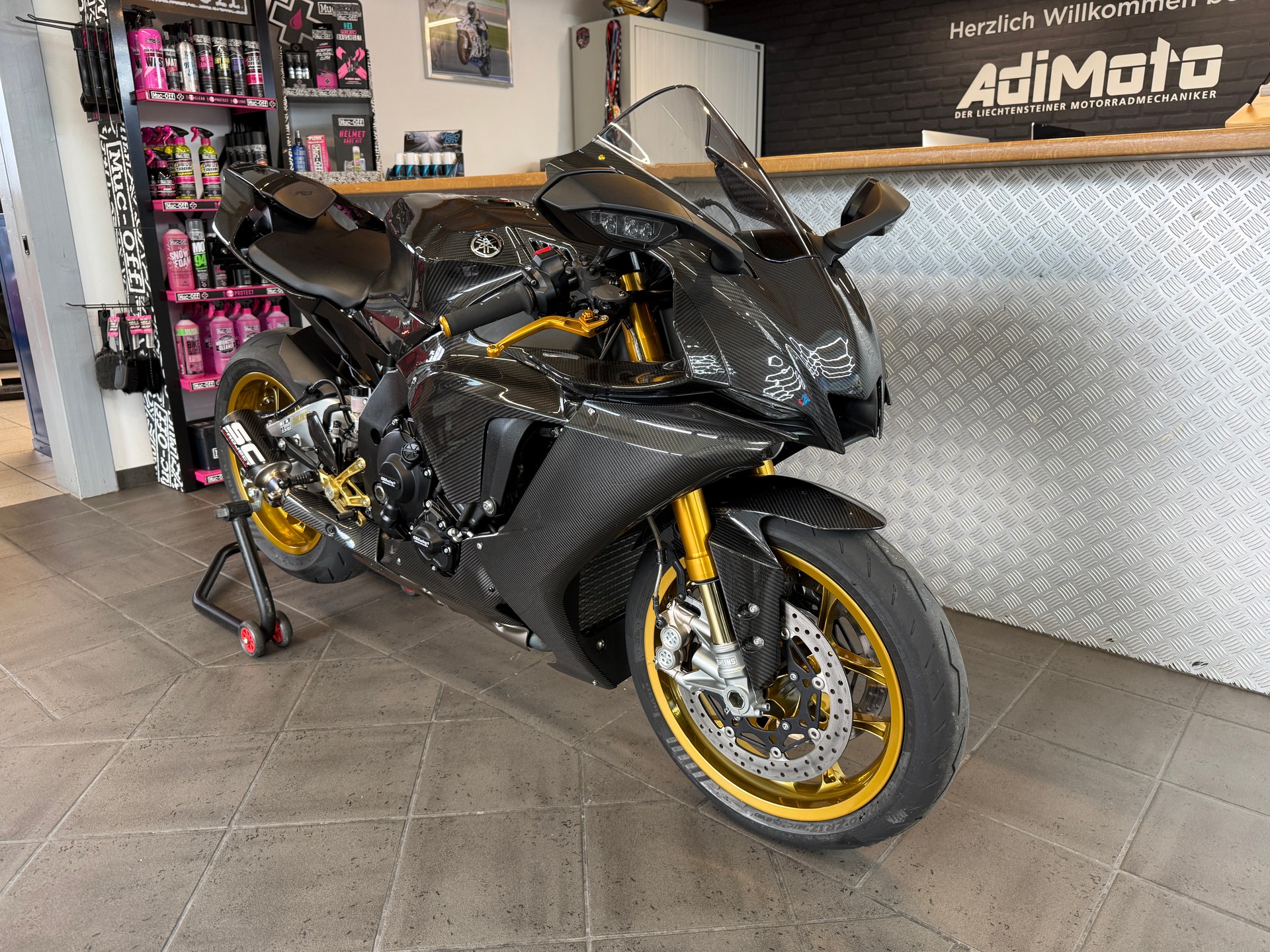 YAMAHA YZF-R1 M ABS-image-4