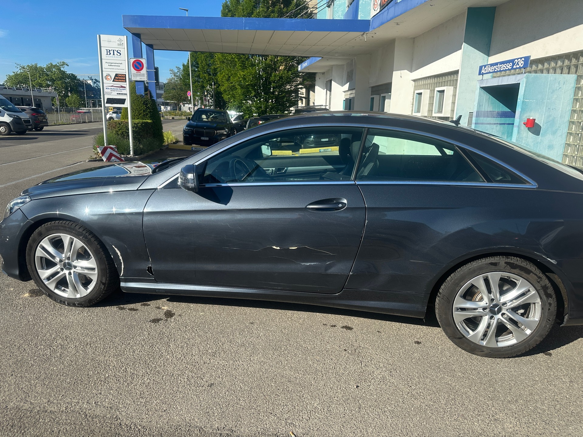 MERCEDES-BENZ E 350 4Matic 7G-Tronic-image-6