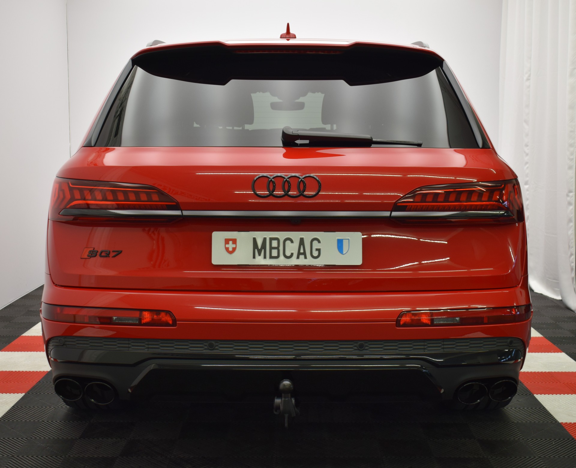 AUDI SQ7 TFSI quattro tiptronic, 7 Sitzer, Anhängerkupplung-image-9